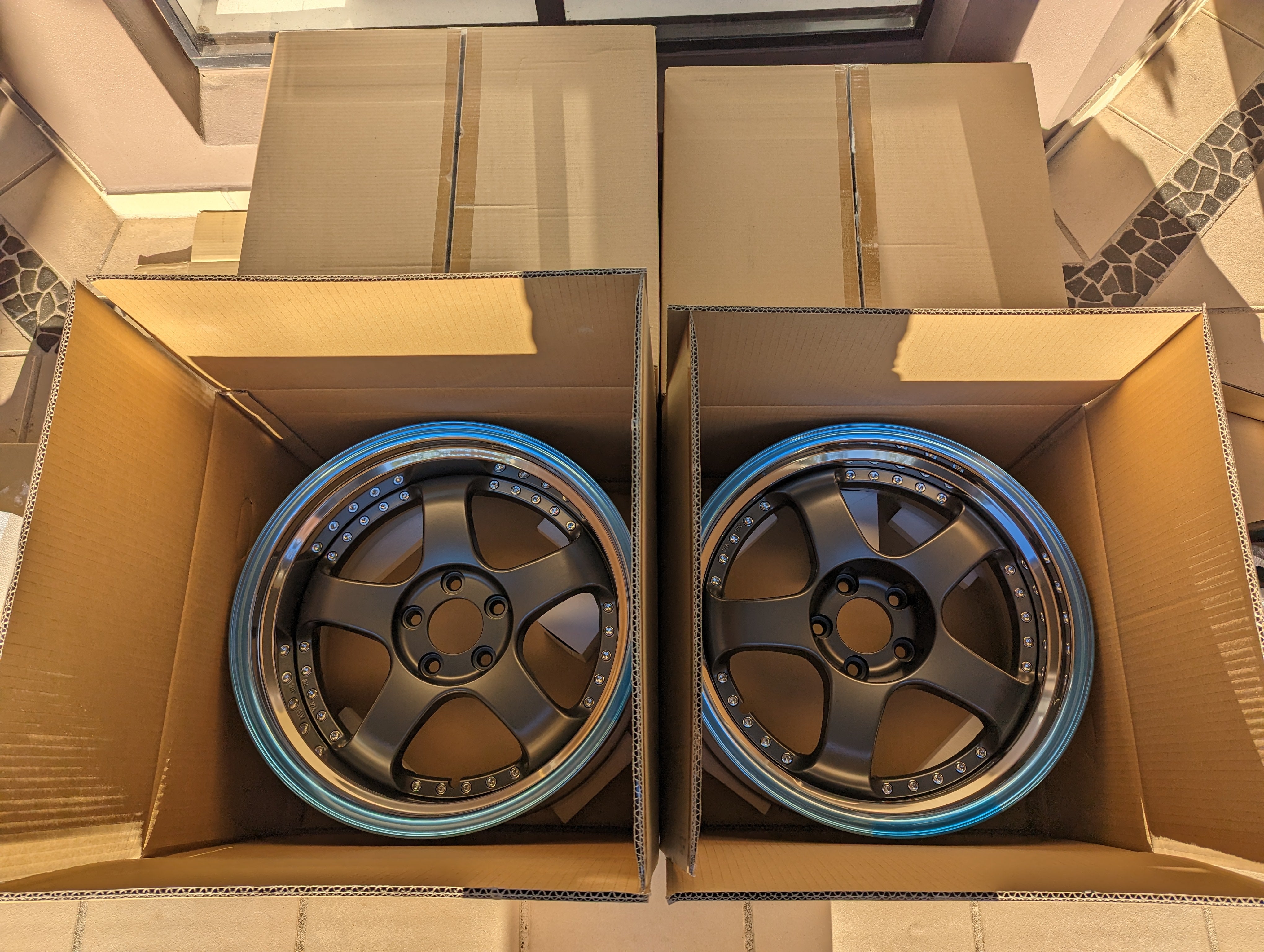 *Brand New* SSR SP1 (Flat Gunmetal) - 3 Piece Wheels - 5x114.3 - F: 18x9 +19 (HP Disk/Deep Dish)  - R: 18x10 +24 (SL Disk/Deep DIsh)