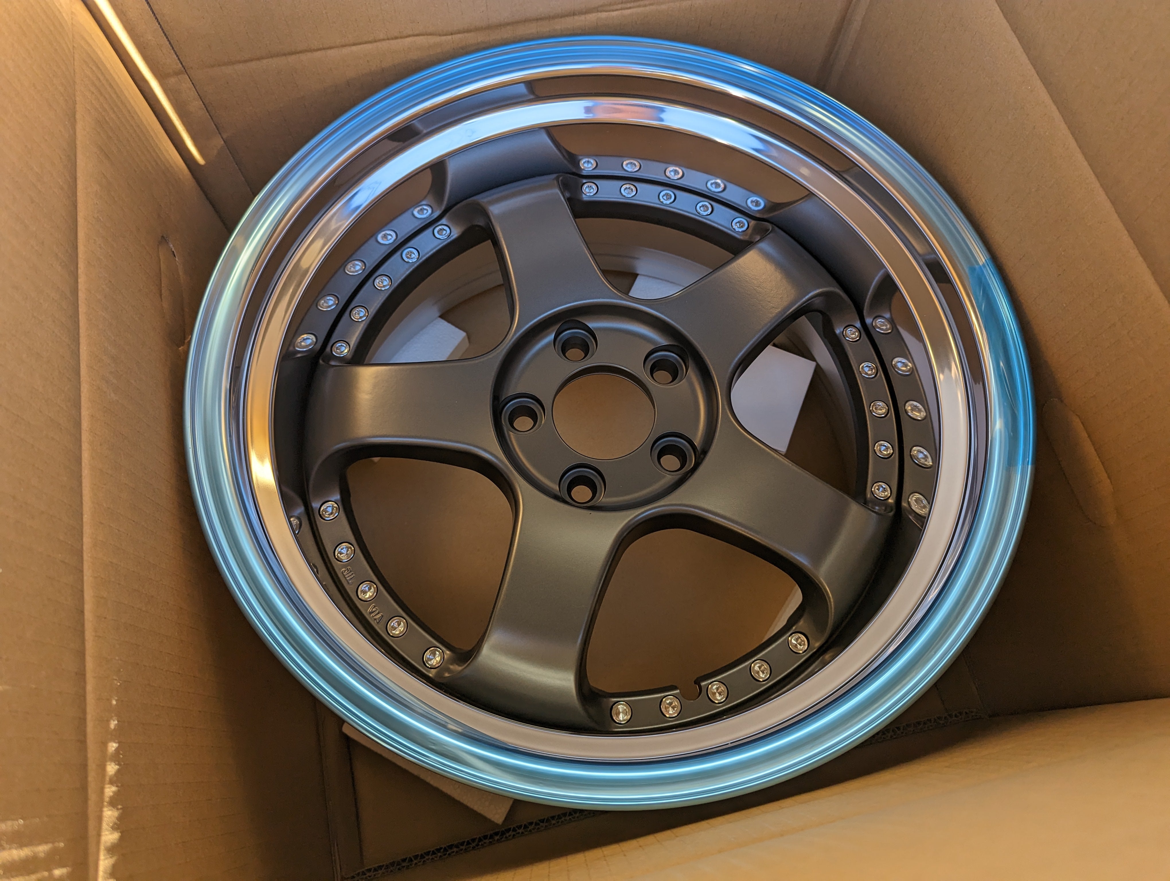 *Brand New* SSR SP1 (Flat Gunmetal) - 3 Piece Wheels - 5x114.3 - F: 18x9 +19 (HP Disk/Deep Dish)  - R: 18x10 +24 (SL Disk/Deep DIsh)