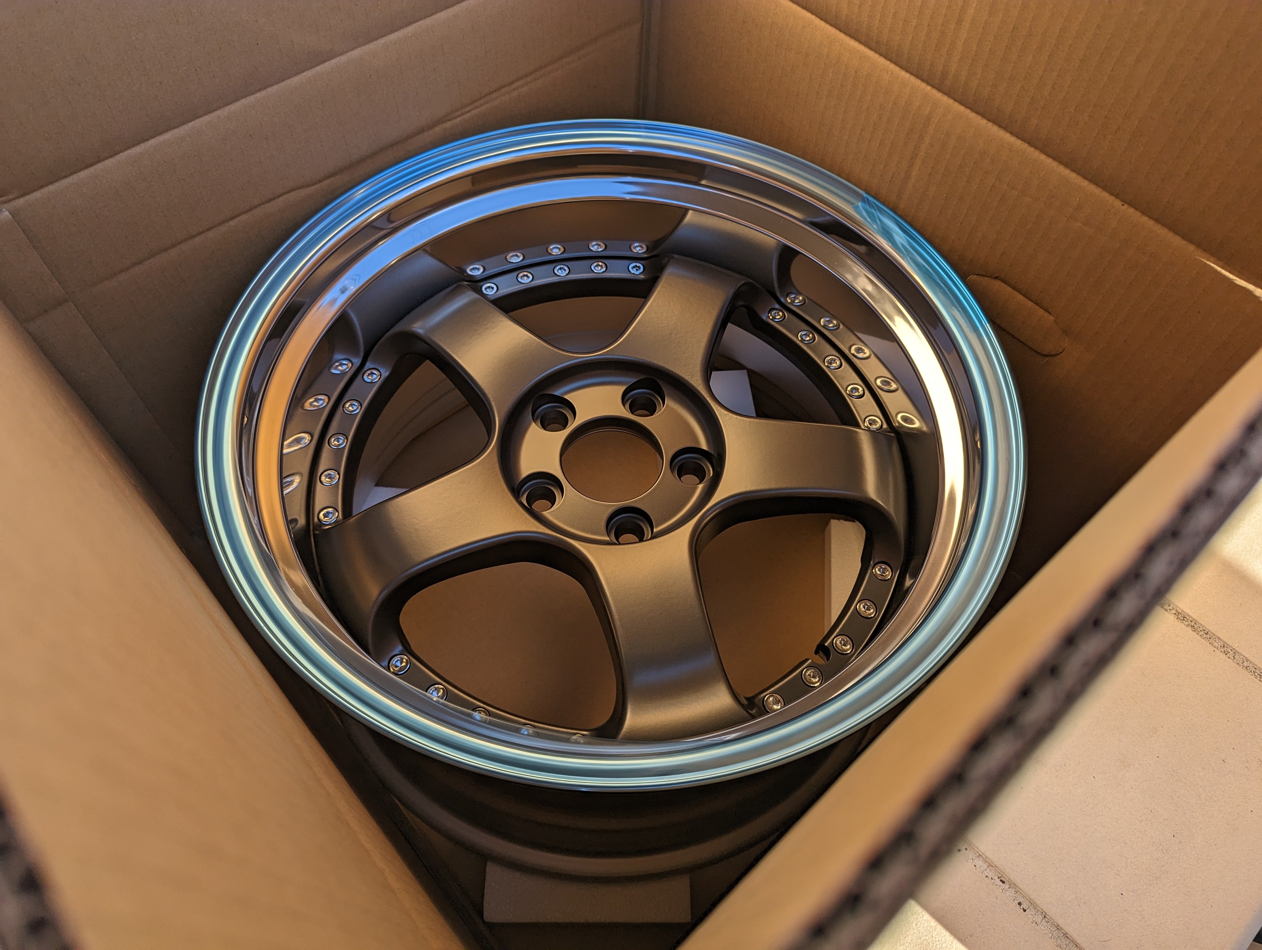 *Brand New* SSR SP1 (Flat Gunmetal) - 3 Piece Wheels - 5x114.3 - F: 18x9 +19 (HP Disk/Deep Dish)  - R: 18x10 +24 (SL Disk/Deep DIsh)