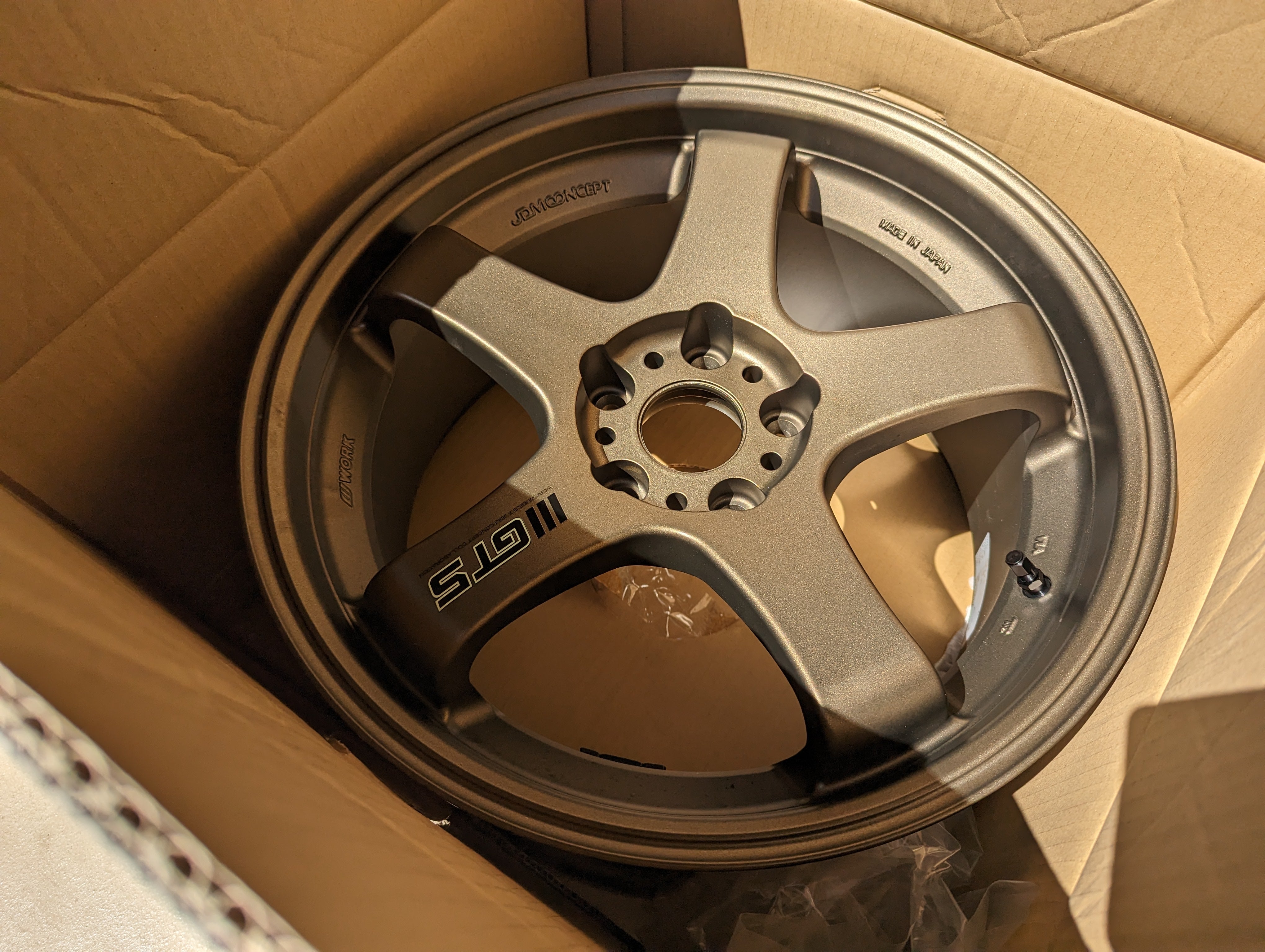 Work Emotion GT5 (Bronze) - Pair - 5x114.3 - 18x9 +38