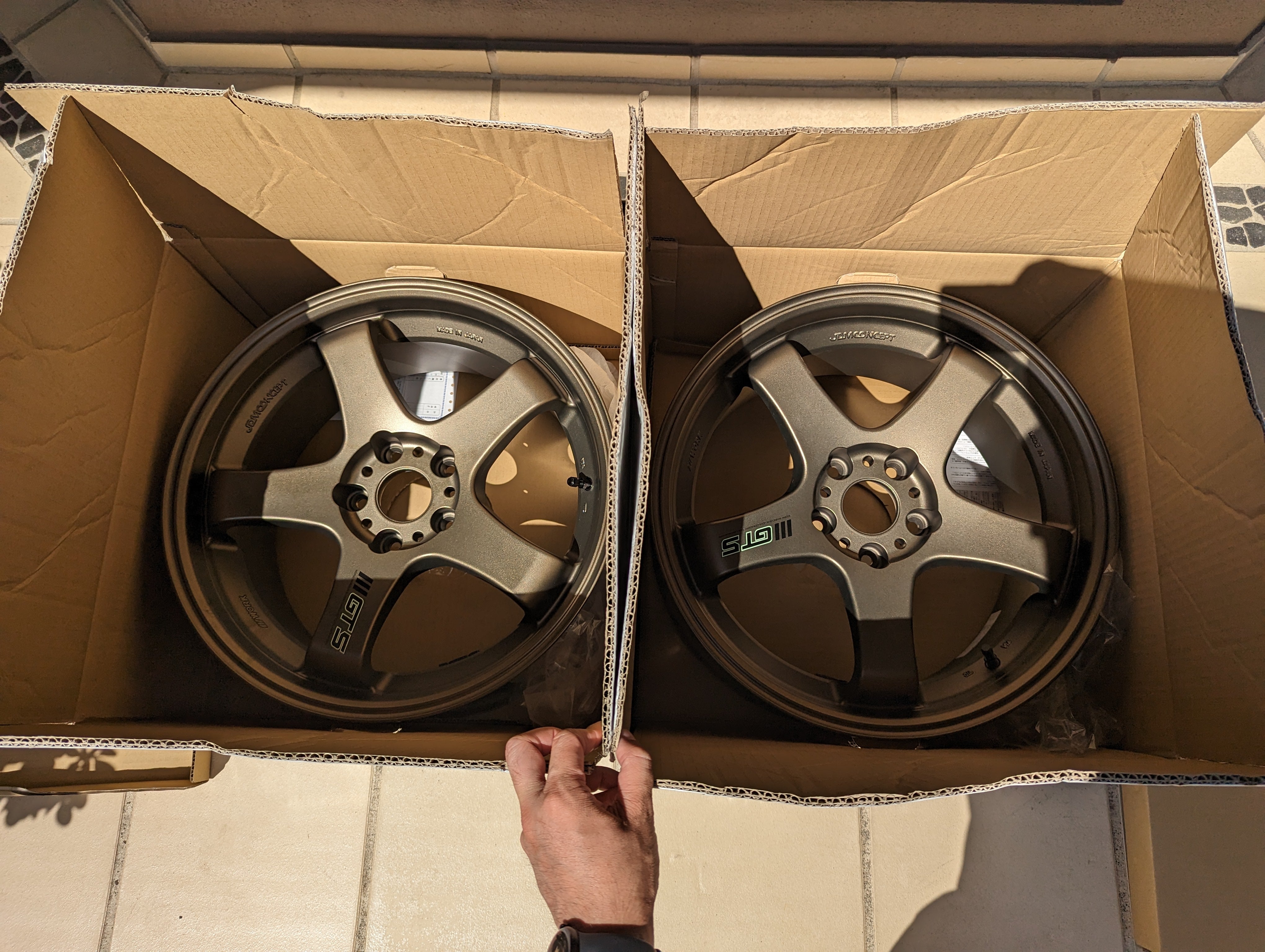 Work Emotion GT5 (Bronze) - Pair - 5x114.3 - 18x9 +38