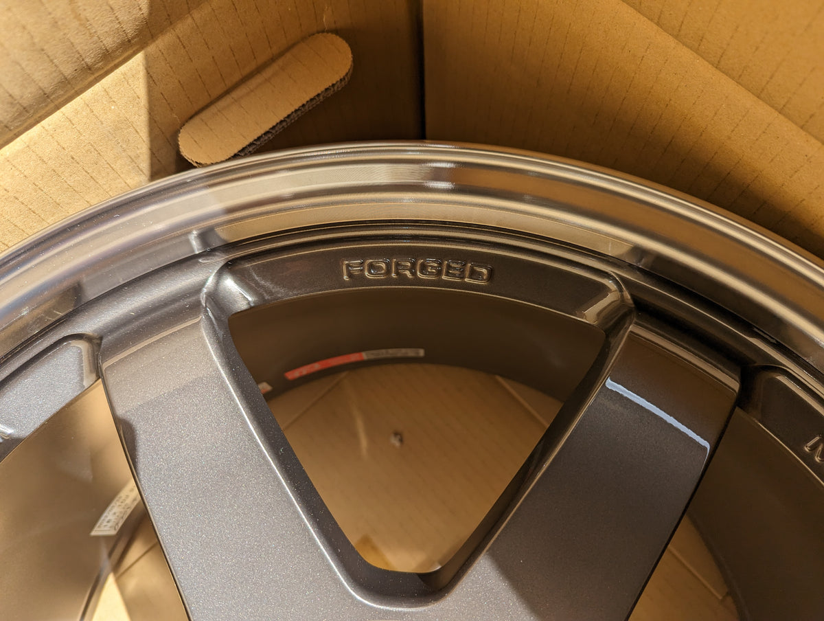 RAYS Volk Racing TE37SL Pressed Graphite | 5x114.3 | 18x10.5 +15 | New | Discontinued | Pair – product photo 8