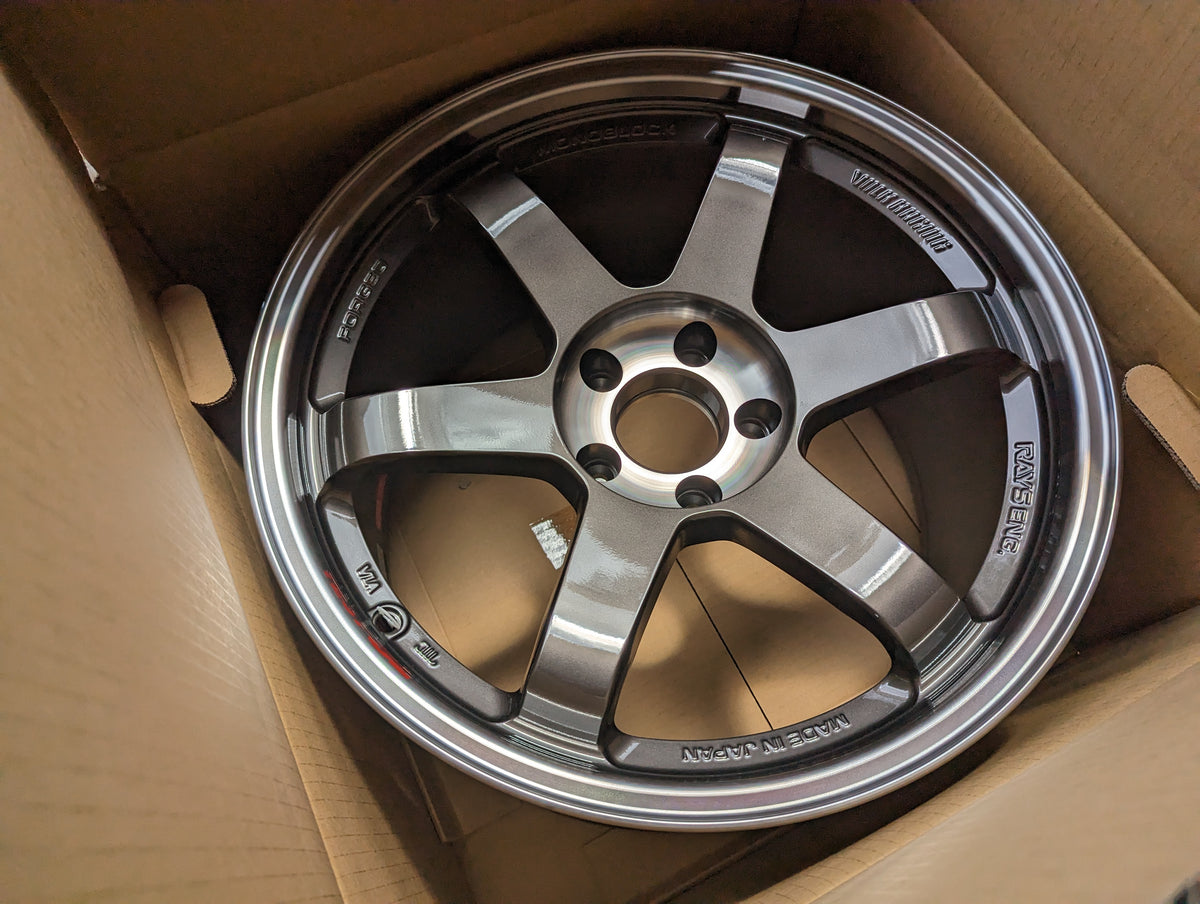 RAYS Volk Racing TE37SL Pressed Graphite | 5x114.3 | 18x10.5 +15 | New | Discontinued | Pair – product photo 13