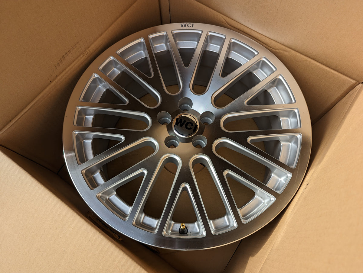 WCI SY10 Silver | 5x100 | 18x8.5 +35 | Ex-Display