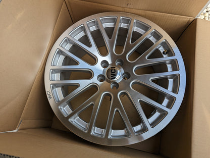 WCI SY10 Silver | 5x100 | 18x8.5 +35 | Ex-Display