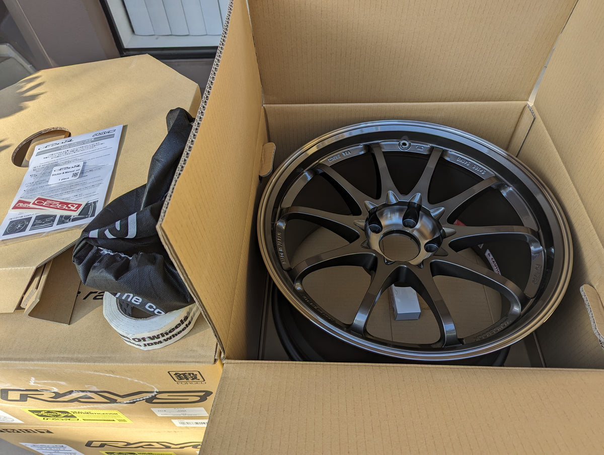 RAYS Volk Racing CE28SL Pressed Graphite | 5x114.3 | 18x9.5 +22 | New