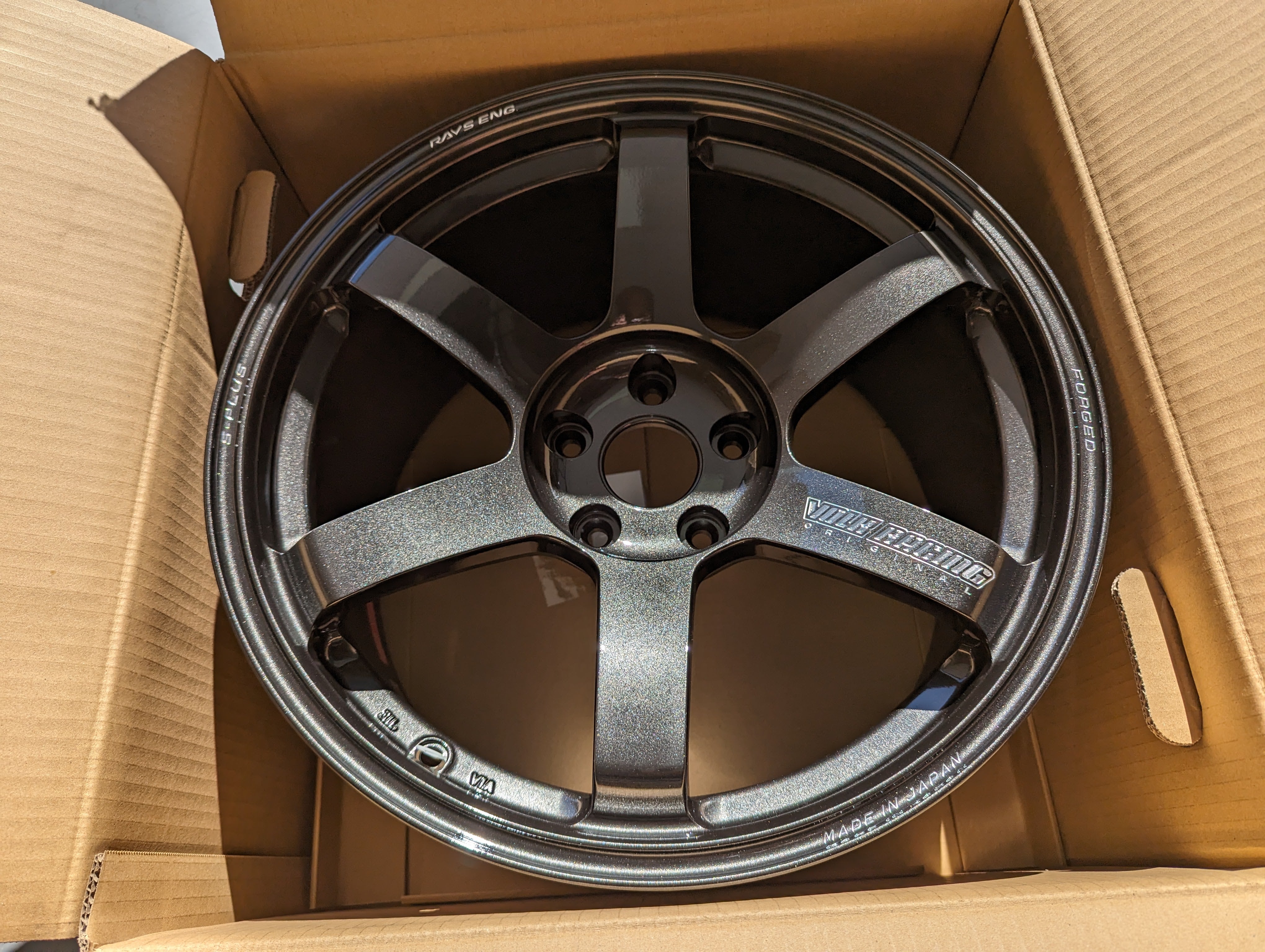 Rays Volks Racing TE37 Saga S-Plus (Diamond Black)