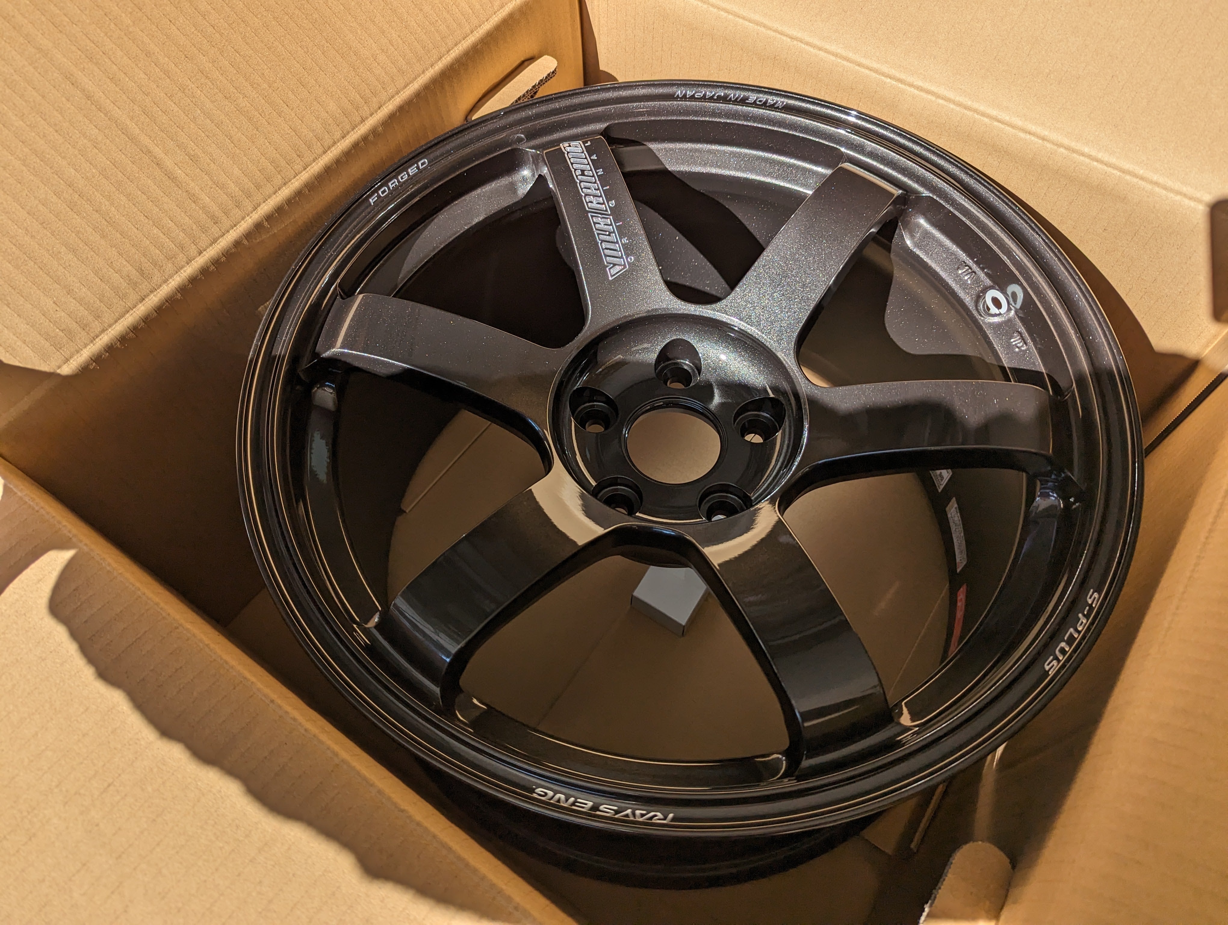 Rays Volks Racing TE37 Saga S-Plus (Diamond Black)