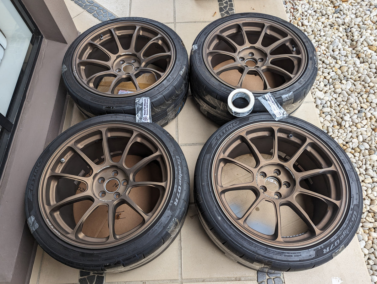 Rays Volk Racing ZE40 (Bronze) - 5x100 - F: 18x9.5 +43 - R: 18x10 +40