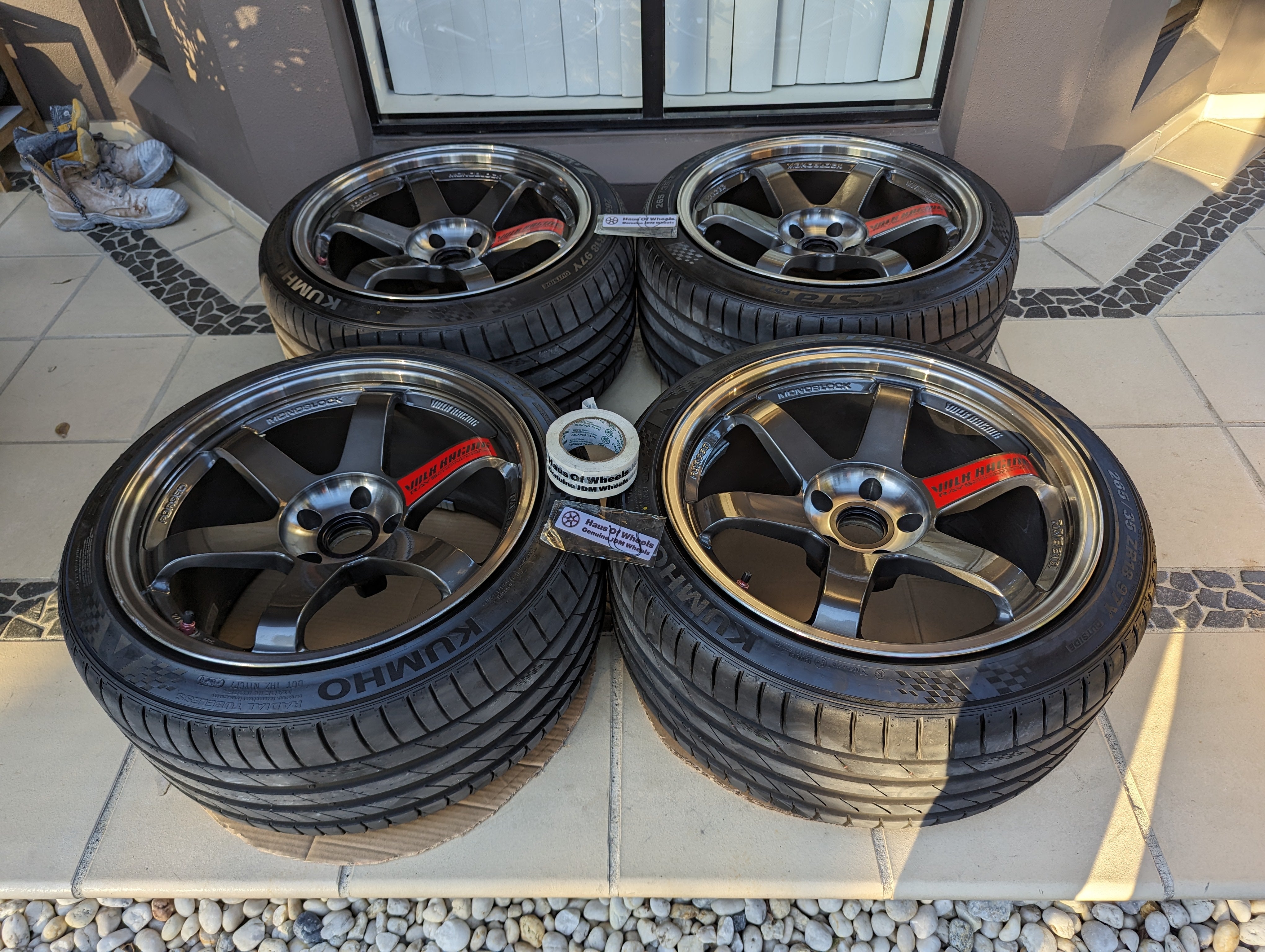 *Discontinued* + *Near New* (Double Pressed Graphite) Rays Engineering Volks Racing TE37SL with Tyres - 5x114.3 - 18x10.5 +15