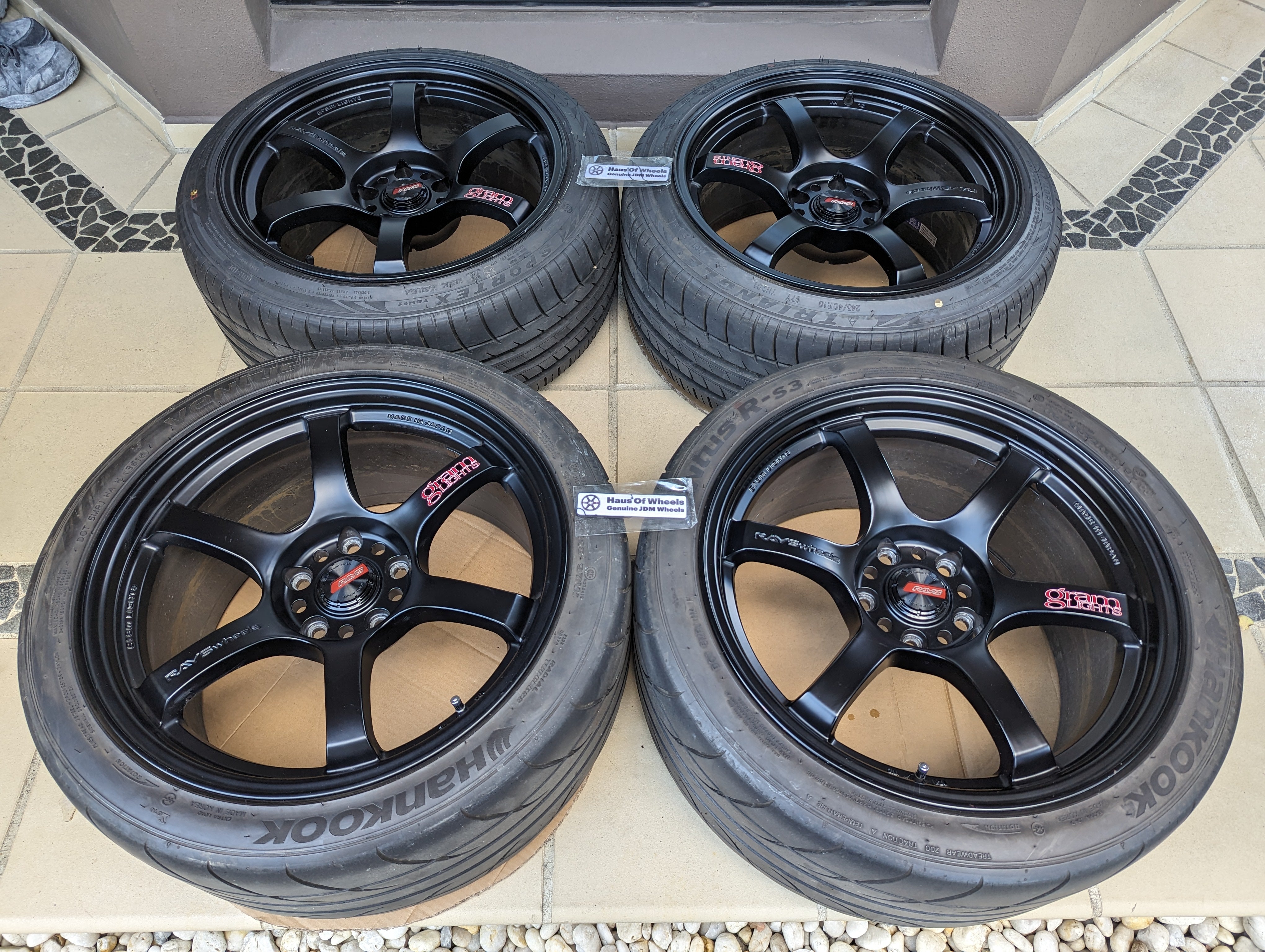 Rays Gramlight 57 DR (Semi Gloss Black) with Center Caps and Tyres