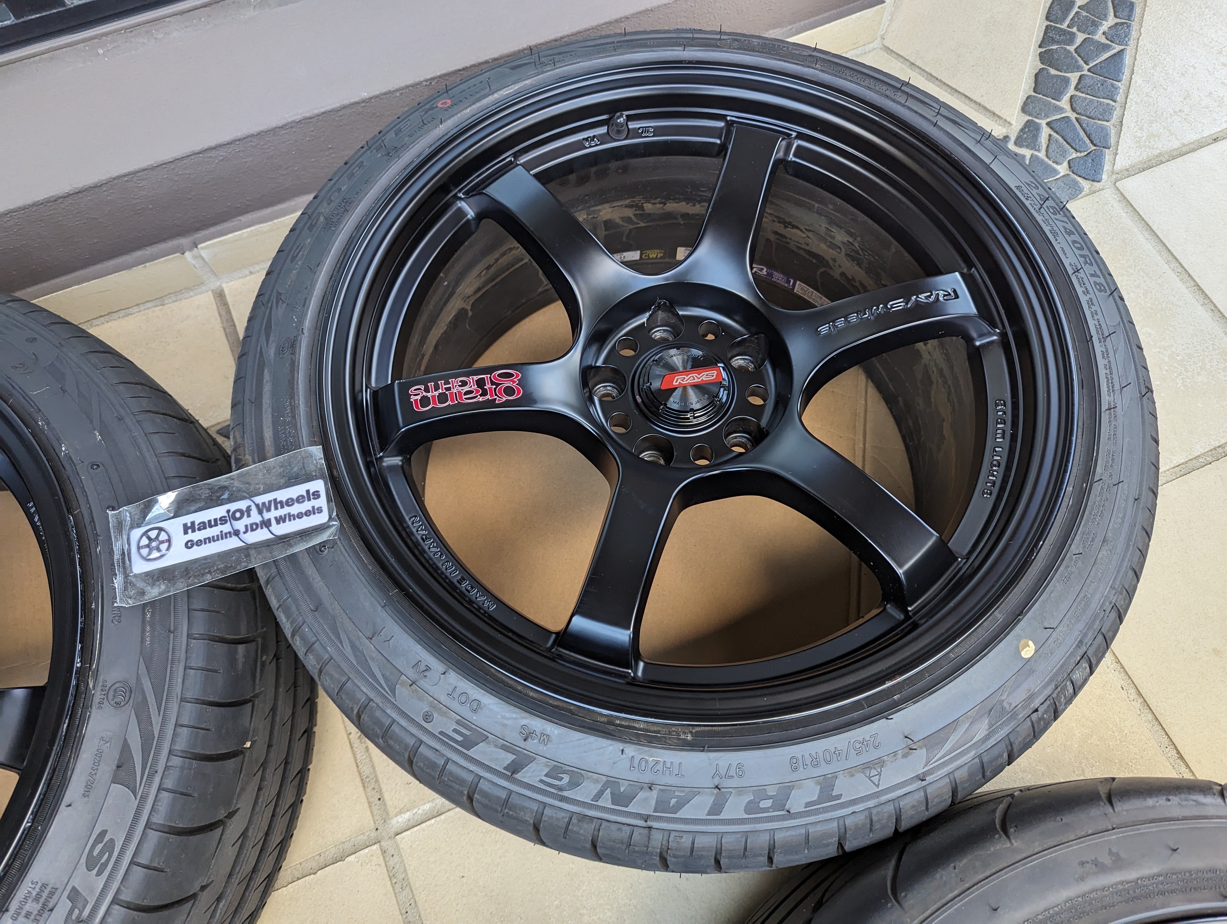 Rays Gramlight 57 DR (Semi Gloss Black) with Center Caps and Tyres