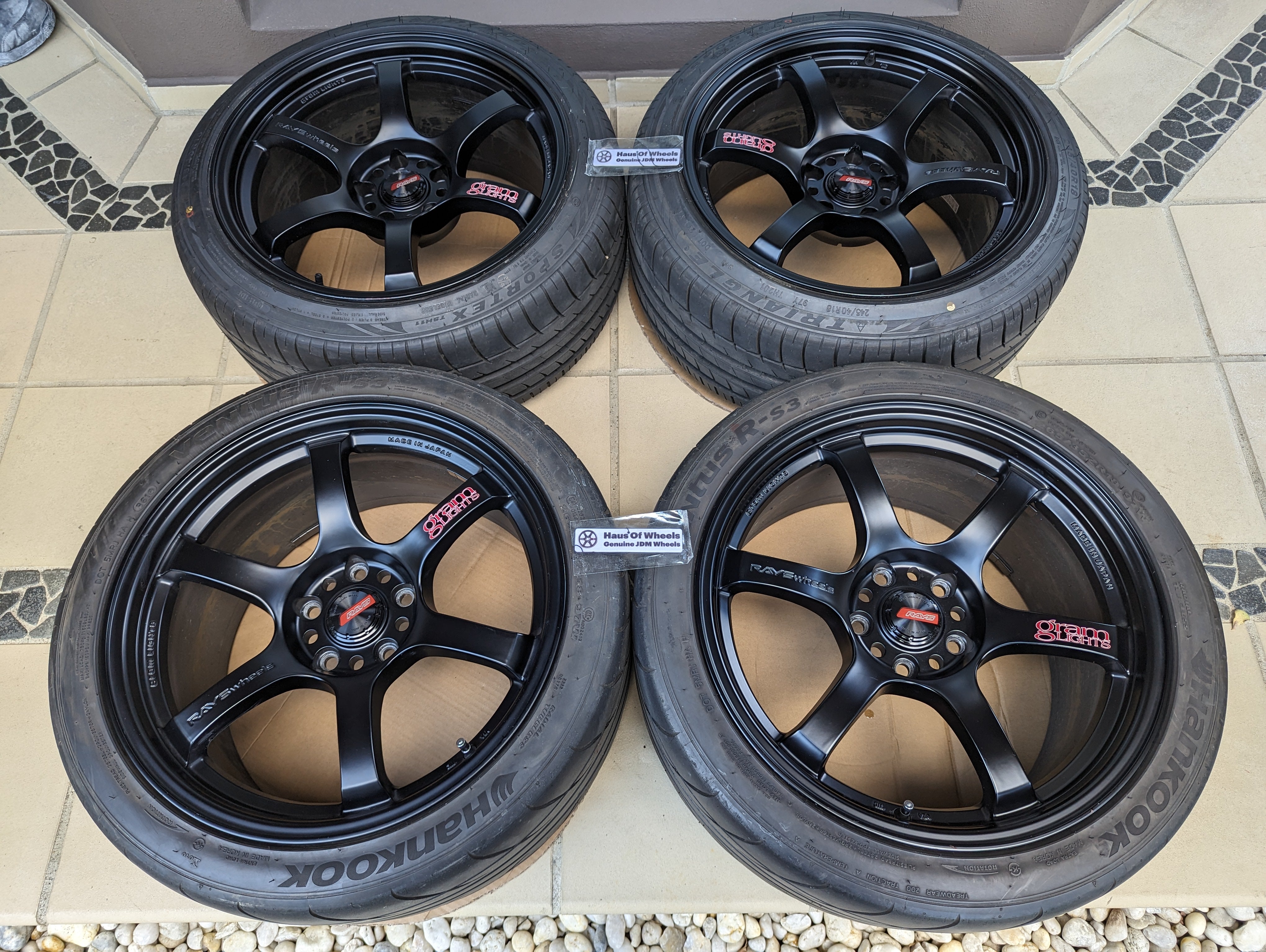 Rays Gramlight 57 DR (Semi Gloss Black) with Center Caps and Tyres