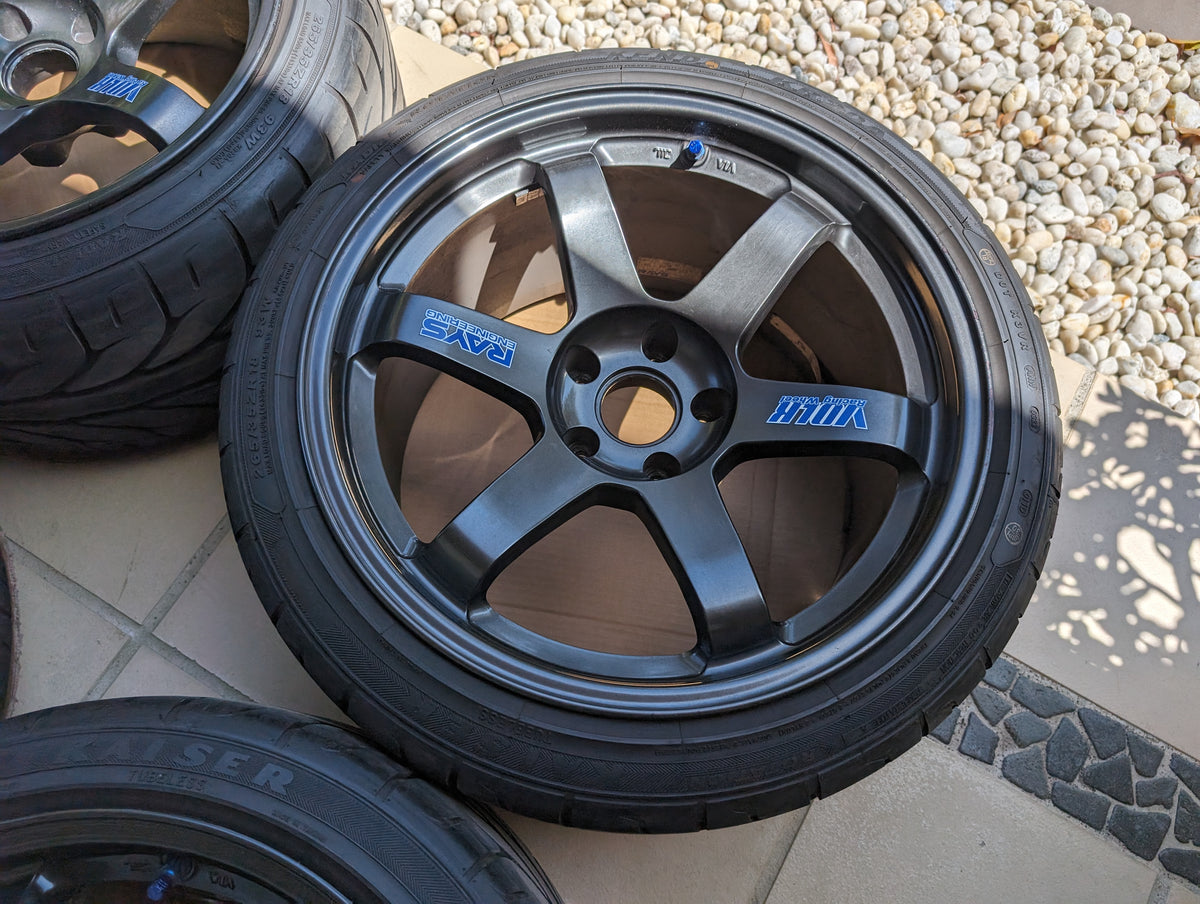 *Rare* RAYS Volk Racing TE37 OG with Near New Tyres - GTR Spec