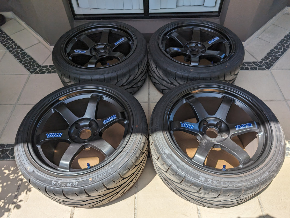 *Rare* RAYS Volk Racing TE37 OG with Near New Tyres - GTR Spec