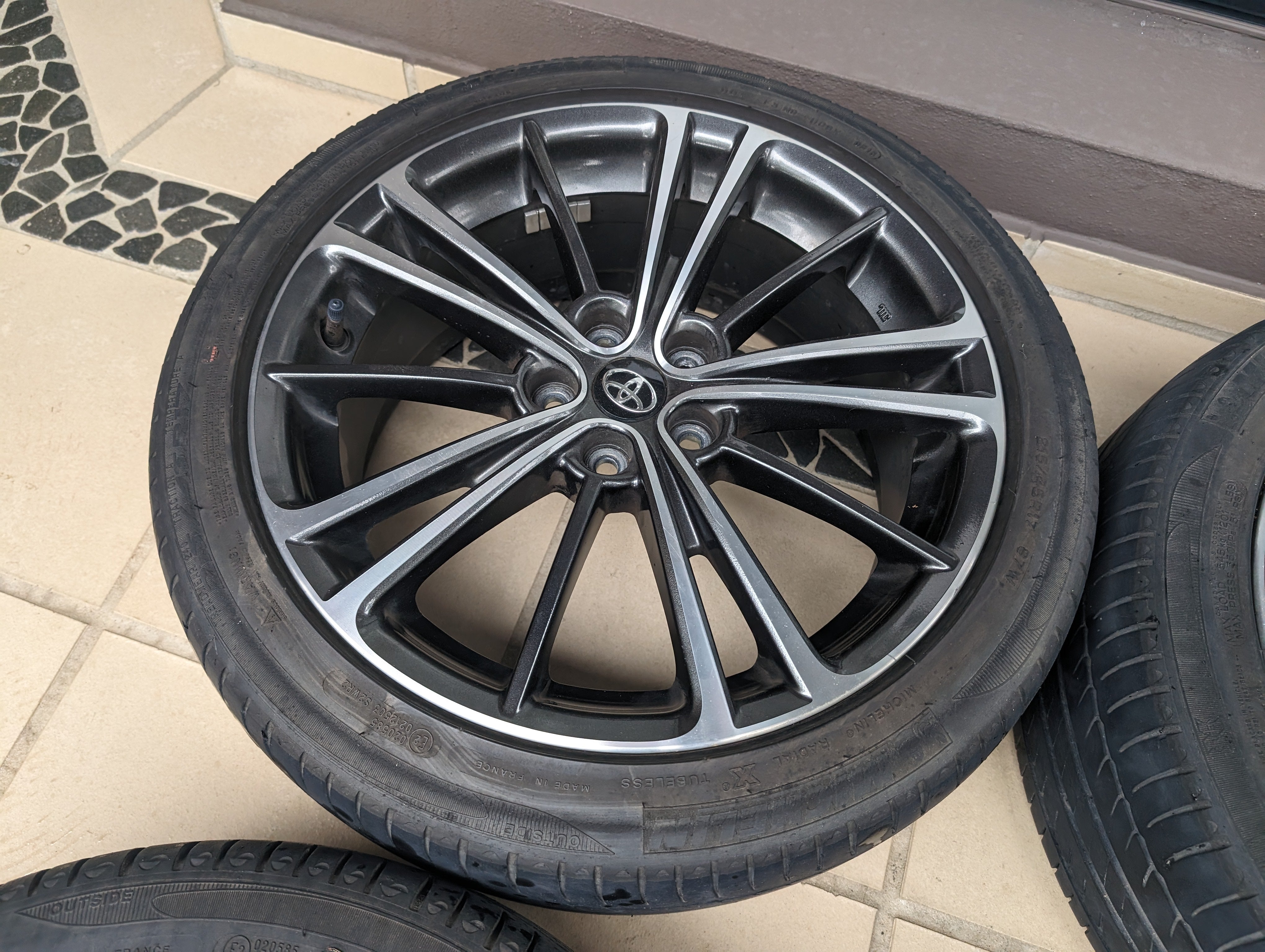 Toyota 86 GTS Wheels with Michelin Tyres and Toyota Center Caps - PCD 5x100 - 17x7 +48