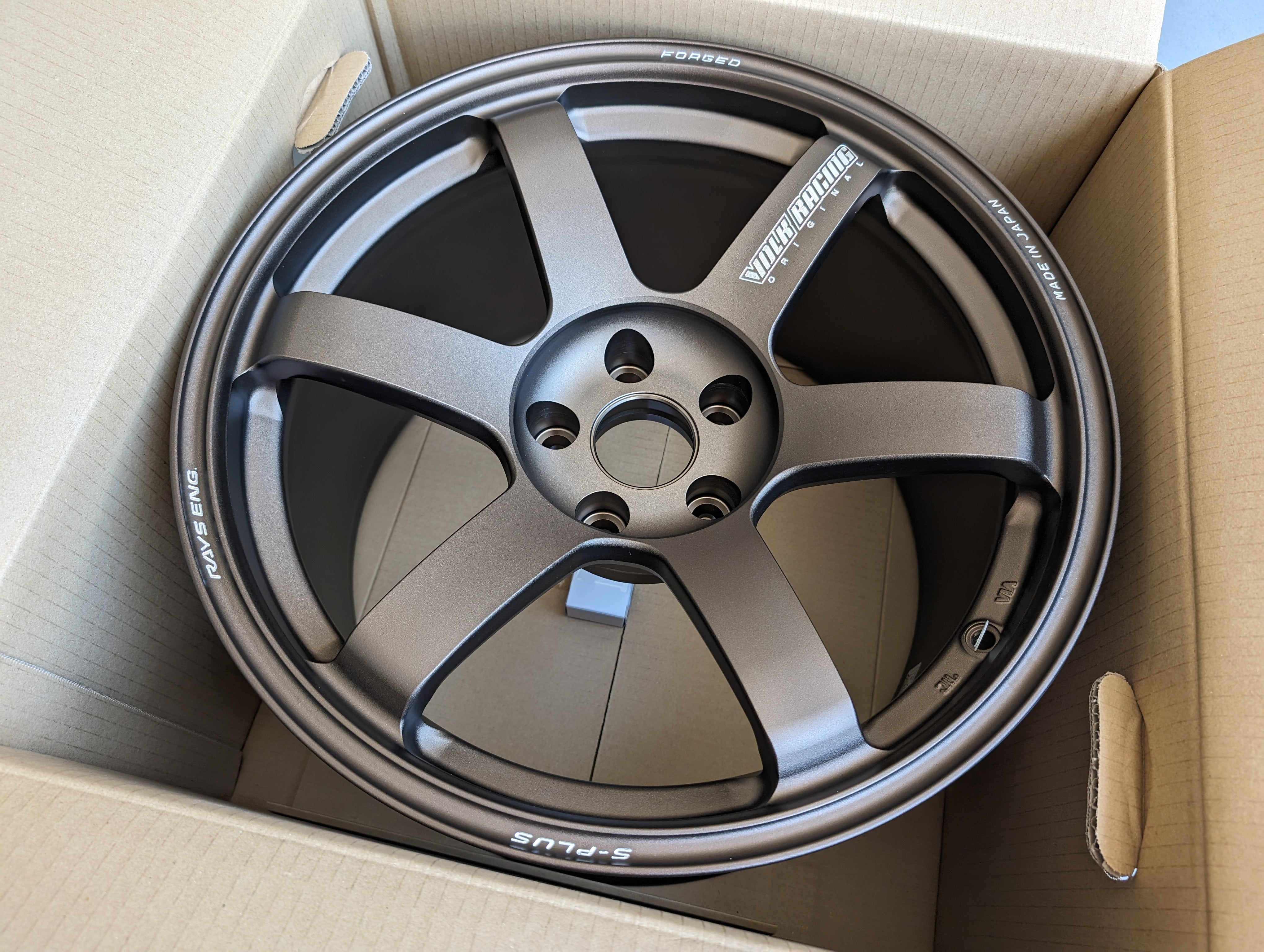 *Brand New* Rays Volks Racing TE37 Saga S-Plus (Bronze) - PCD 5x114.3 - 18x10.5 +15