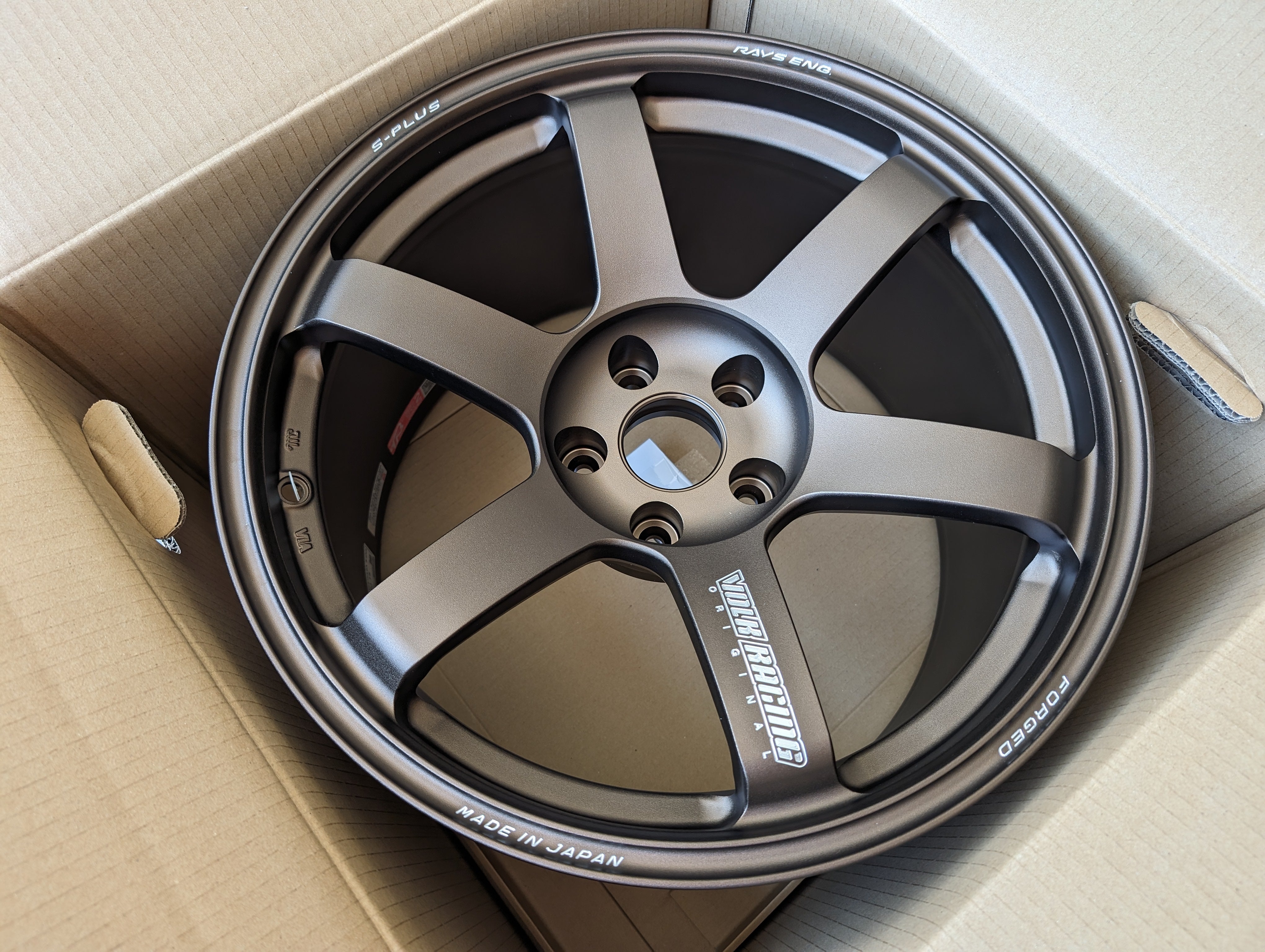 *Brand New* Rays Volks Racing TE37 Saga S-Plus (Bronze) - PCD 5x114.3 - 18x10.5 +15