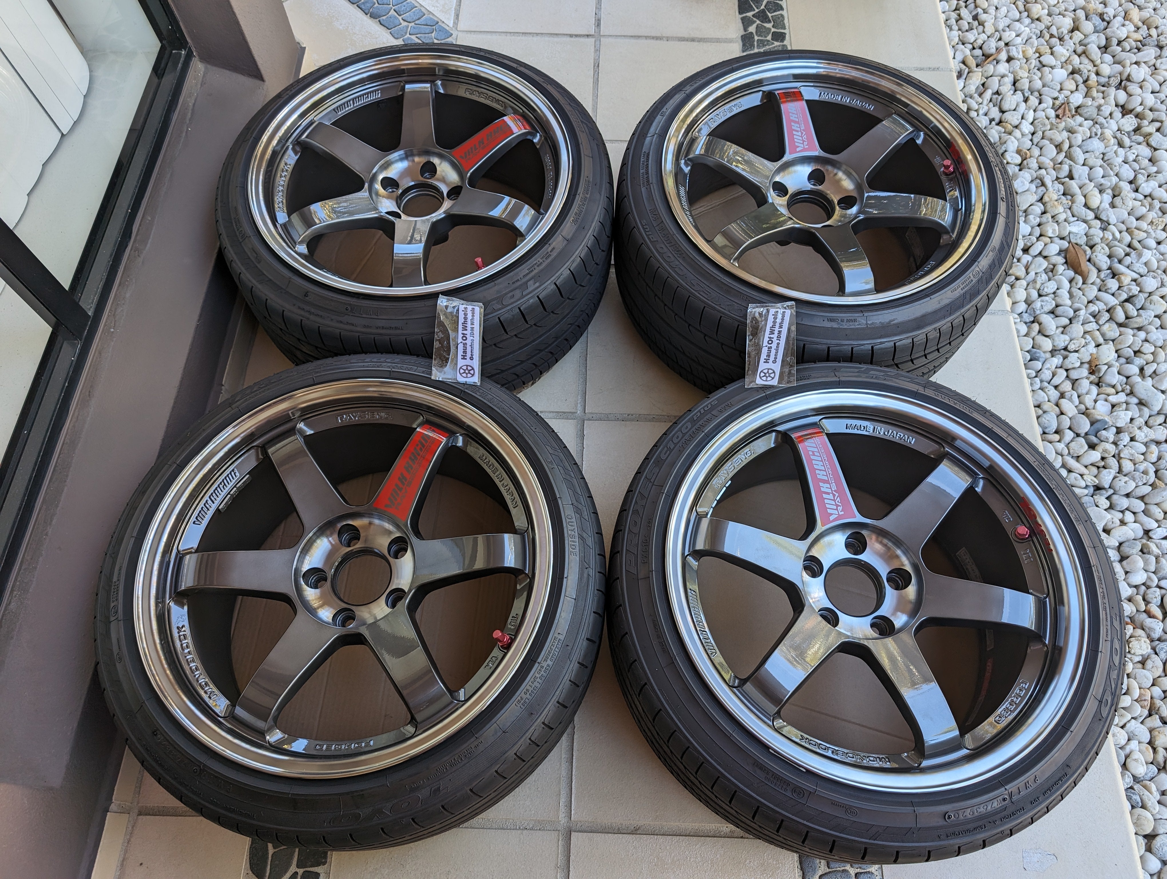 Rays Engineering Volks Racing TE37SL (Pressed Graphite) with Genuine Volk Racing Stickers and Tyres - 5x114.3 - 18x9.5 +22 (225/40/18)