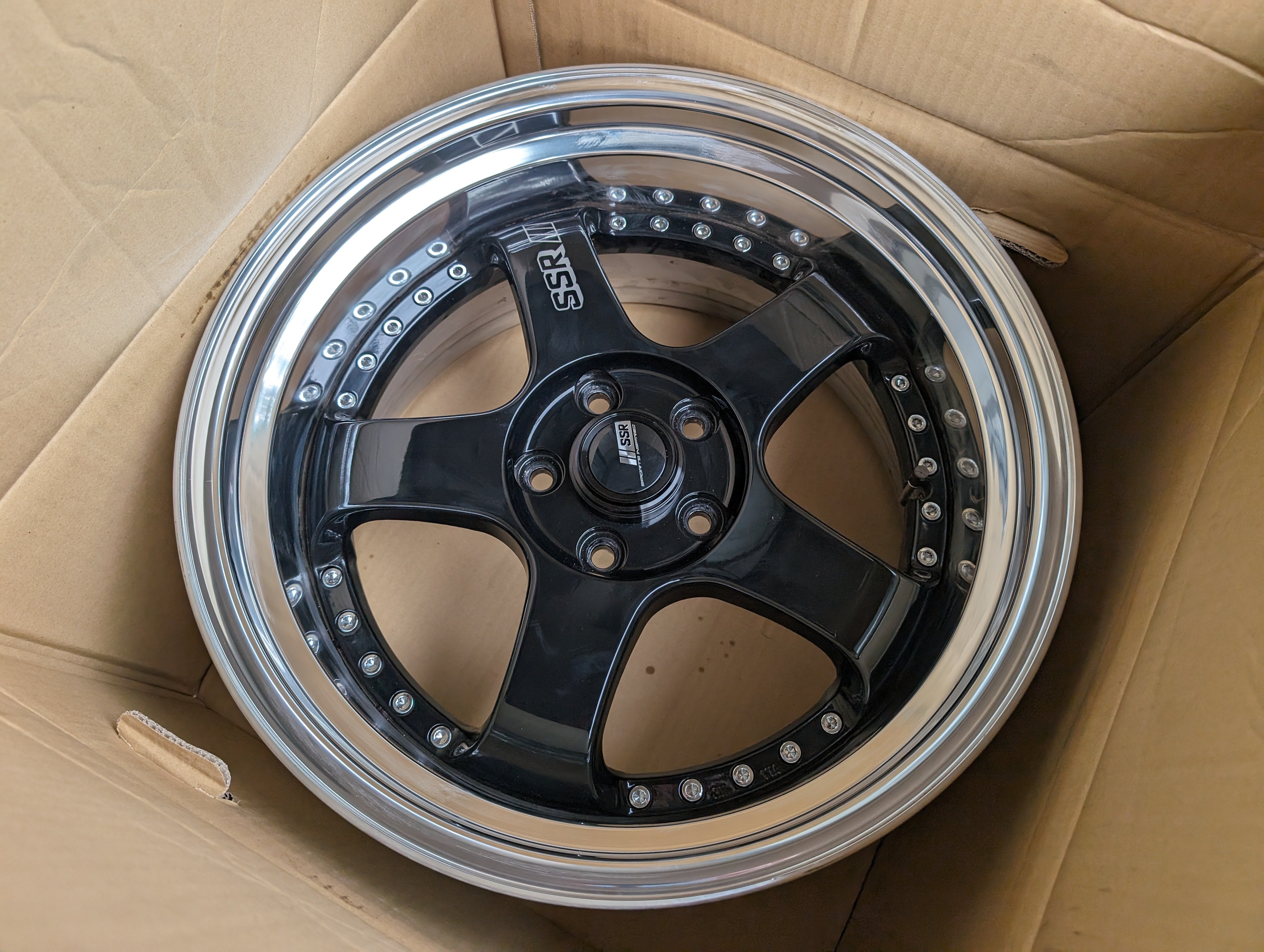 *Near New* SSR SP1 (Gloss Black) - 3 Piece Wheels - 5x114.3 - F: 18x9 +19 (HP Disk/Deep Dish) - R: 18x10 +24 (SL Disk/Deep DIsh)