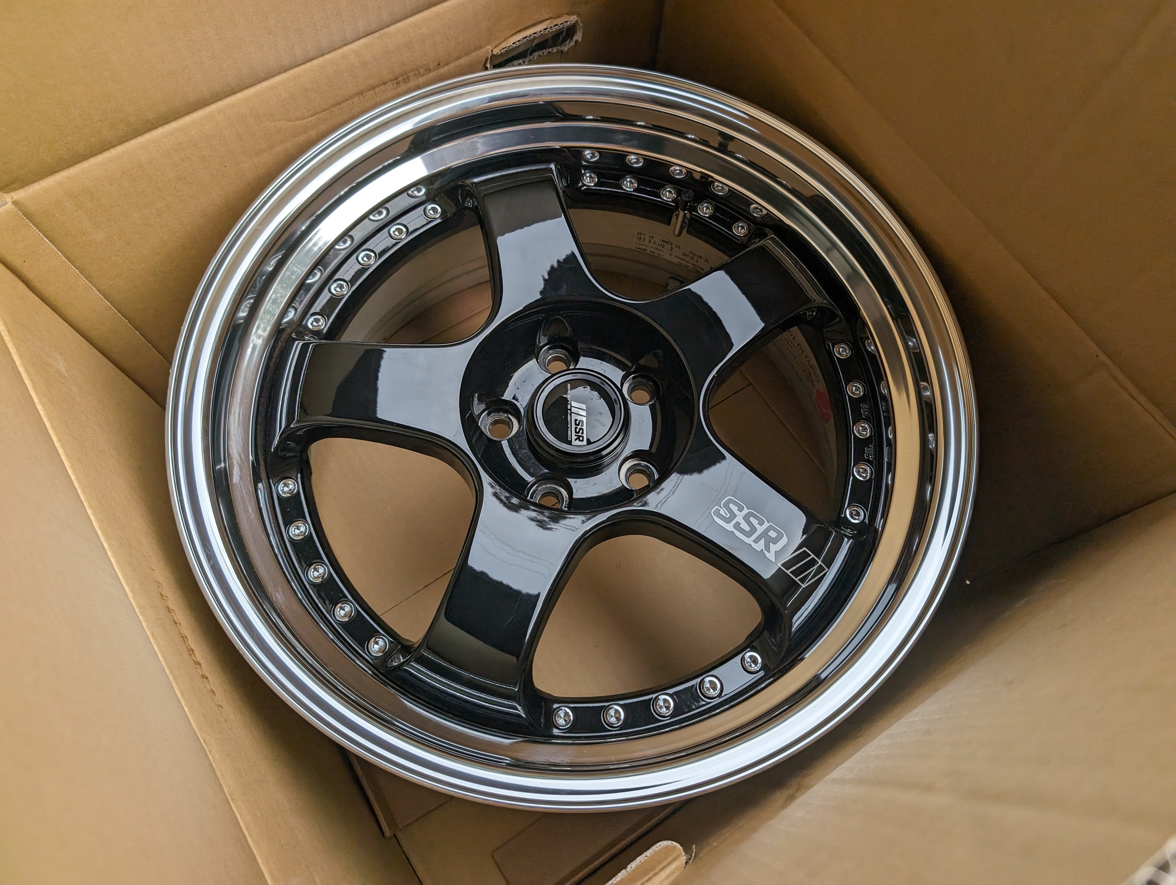 *Near New* SSR SP1 (Gloss Black) - 3 Piece Wheels - 5x114.3 - F: 18x9 +19 (HP Disk/Deep Dish) - R: 18x10 +24 (SL Disk/Deep DIsh)