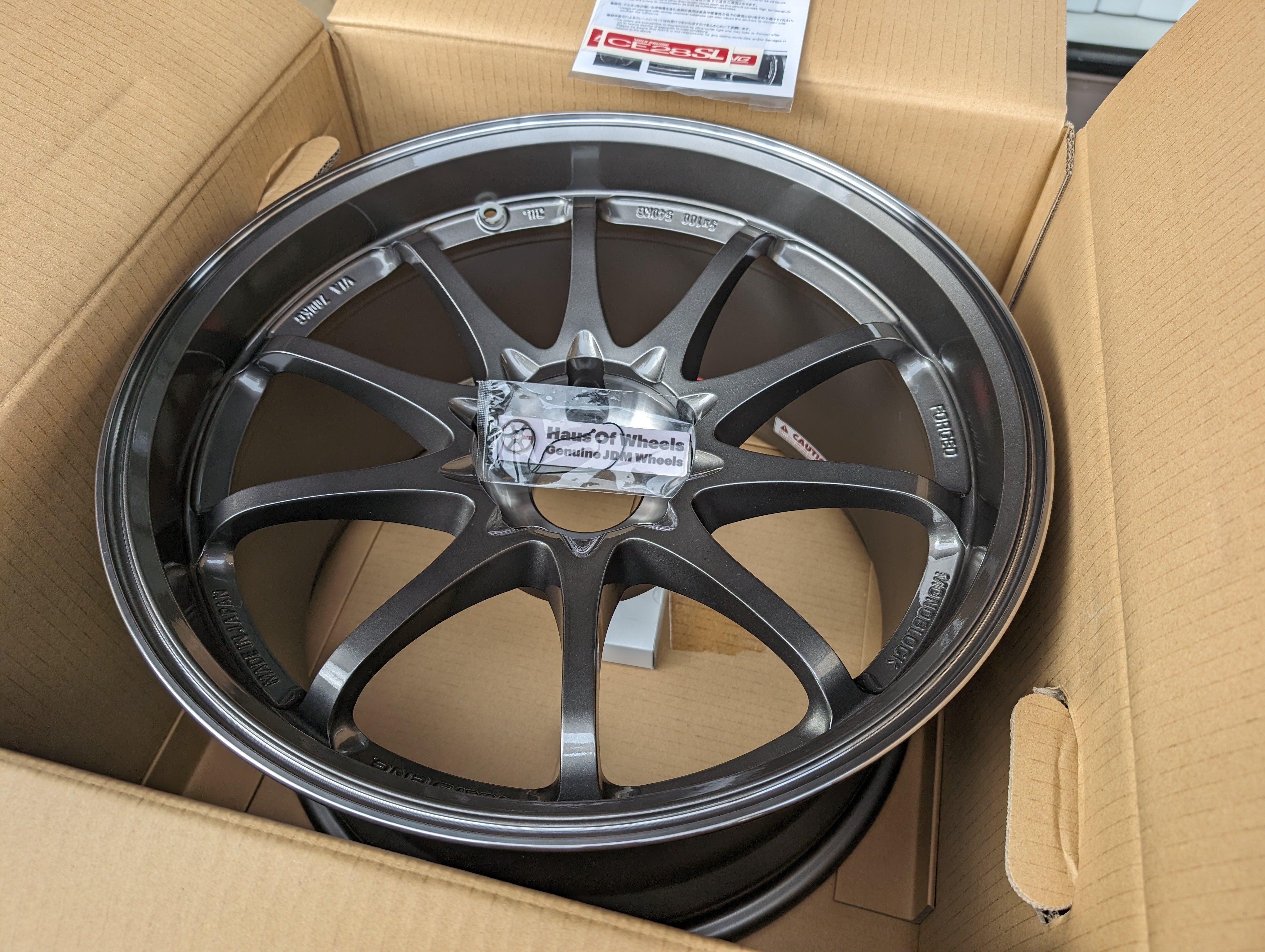 *Brand New* Rays Engineering Volk Racing CE28SL (Pressed Graphite) - 5x114.3 - 18x10.5 +15