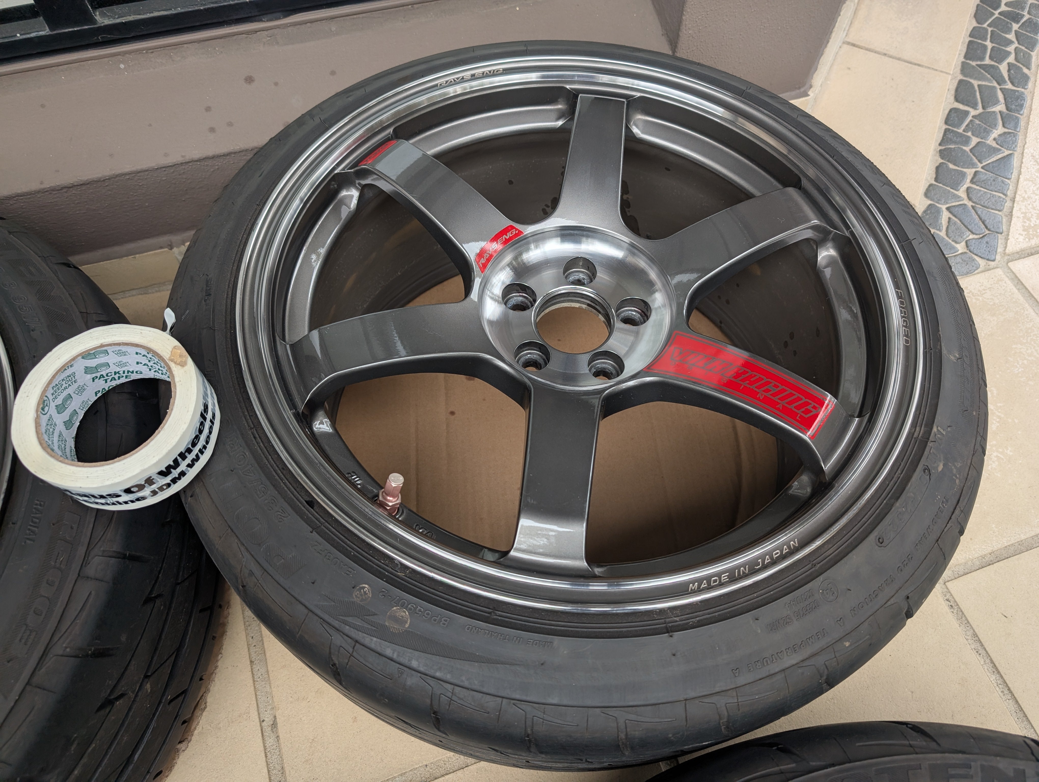 *Near New*&nbsp; Rays Volk Racing TE37 Saga SL (Pressed Graphite) with Bridgestone RE003 Tyres  - 5x100 - 18x9.5 +40 (235/40/18)