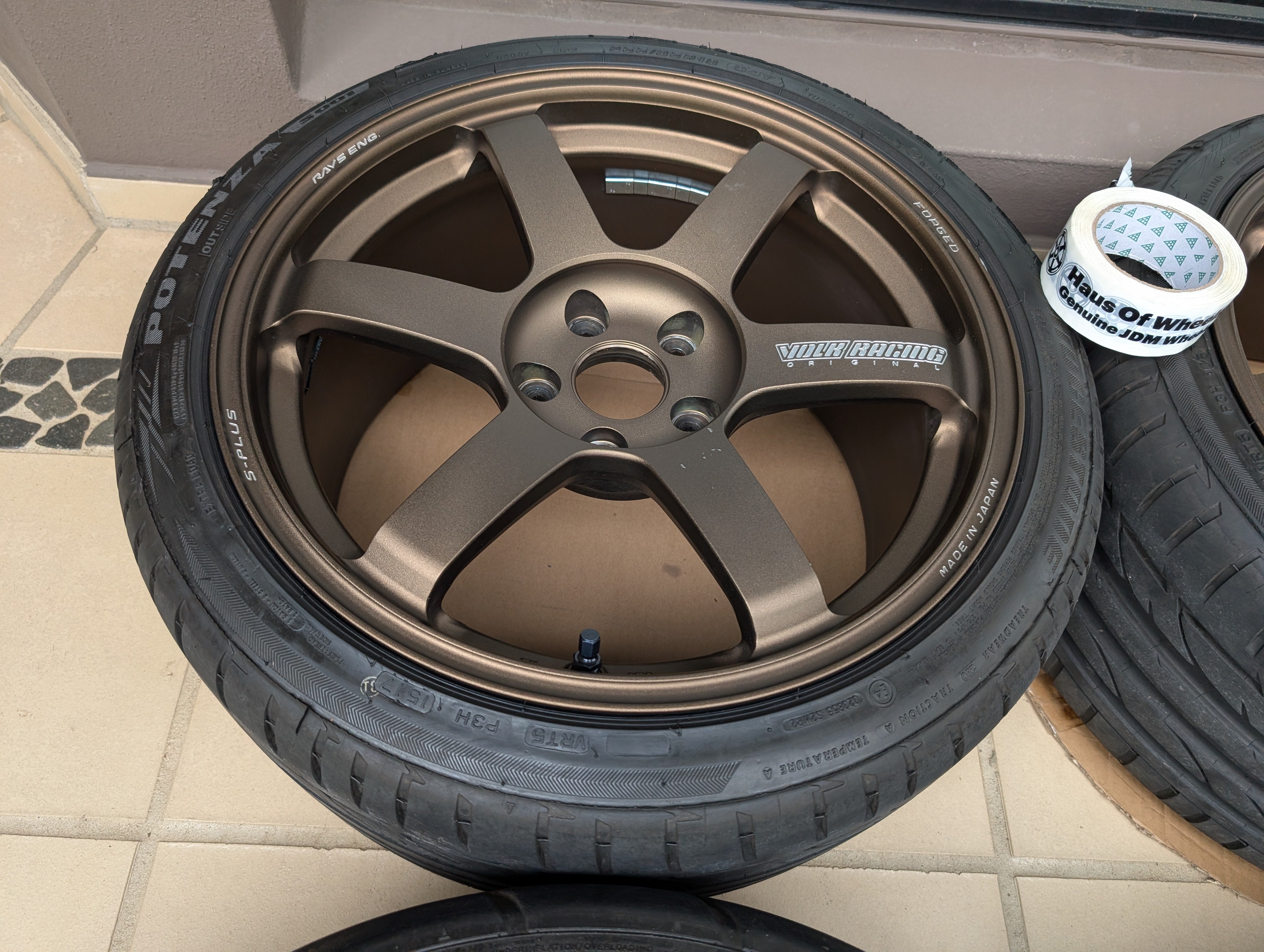 *Near New* Rays Volks Racing TE37 Saga S-Plus (Bronze) with Tyres - 5x114.3 - 18x9.5 +38 - F:255/35/18 R:275/35/18