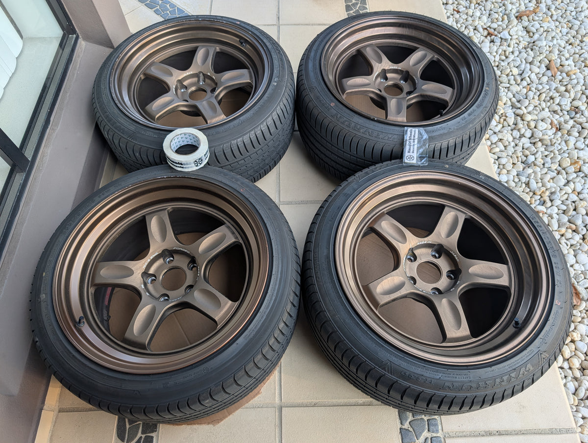 RAYS Volk Racing 21C Bronze | 5x114.3 | 18x10.5 +15 | With Winrun Tyres