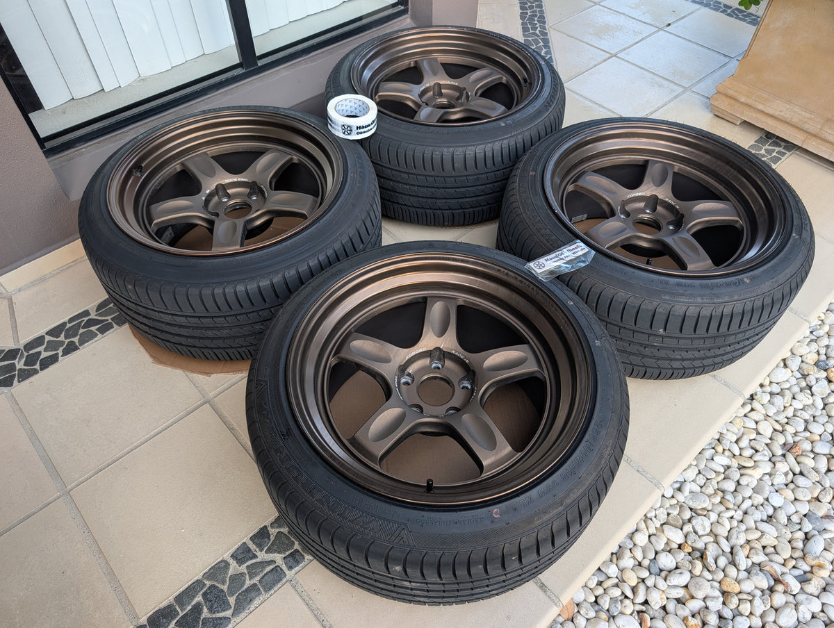 RAYS Volk Racing 21C Bronze | 5x114.3 | 18x10.5 +15 | With Winrun Tyres