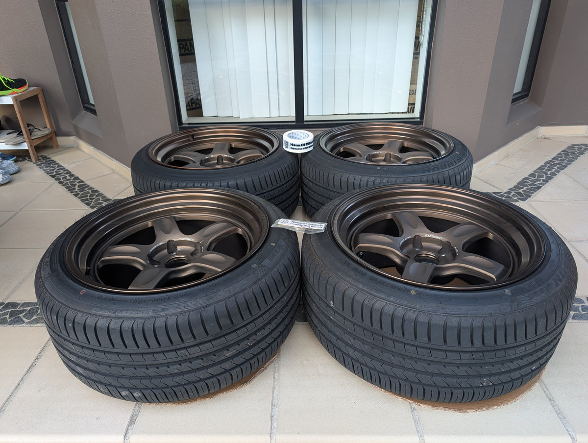 RAYS Volk Racing 21C Bronze | 5x114.3 | 18x10.5 +15 | With Winrun Tyres