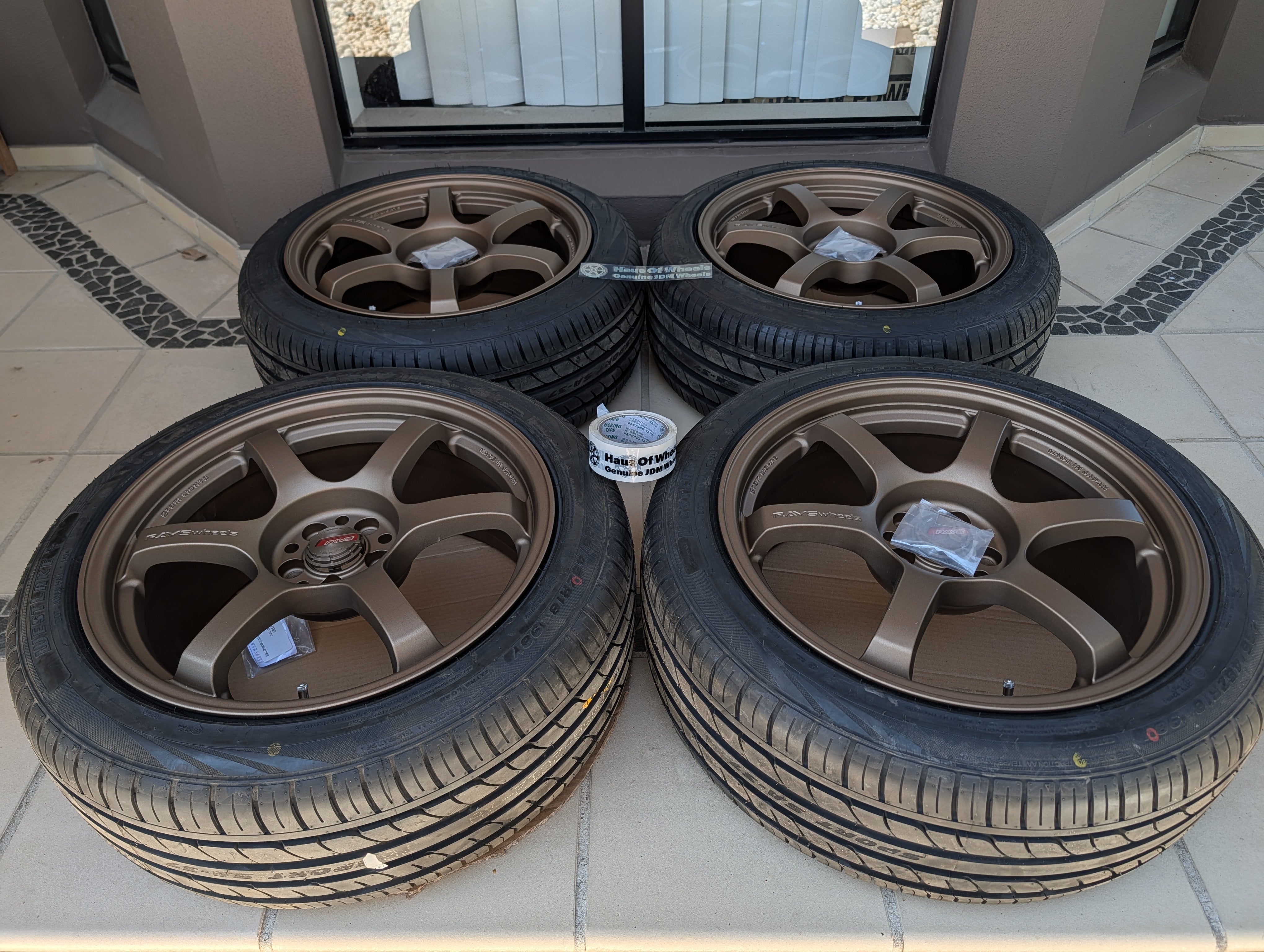 *Near New* Rays Gram Lights 57 DR (Bronze) with Brand New Tyres - 5x100 - 18x8.5 +37 (235/45/18)