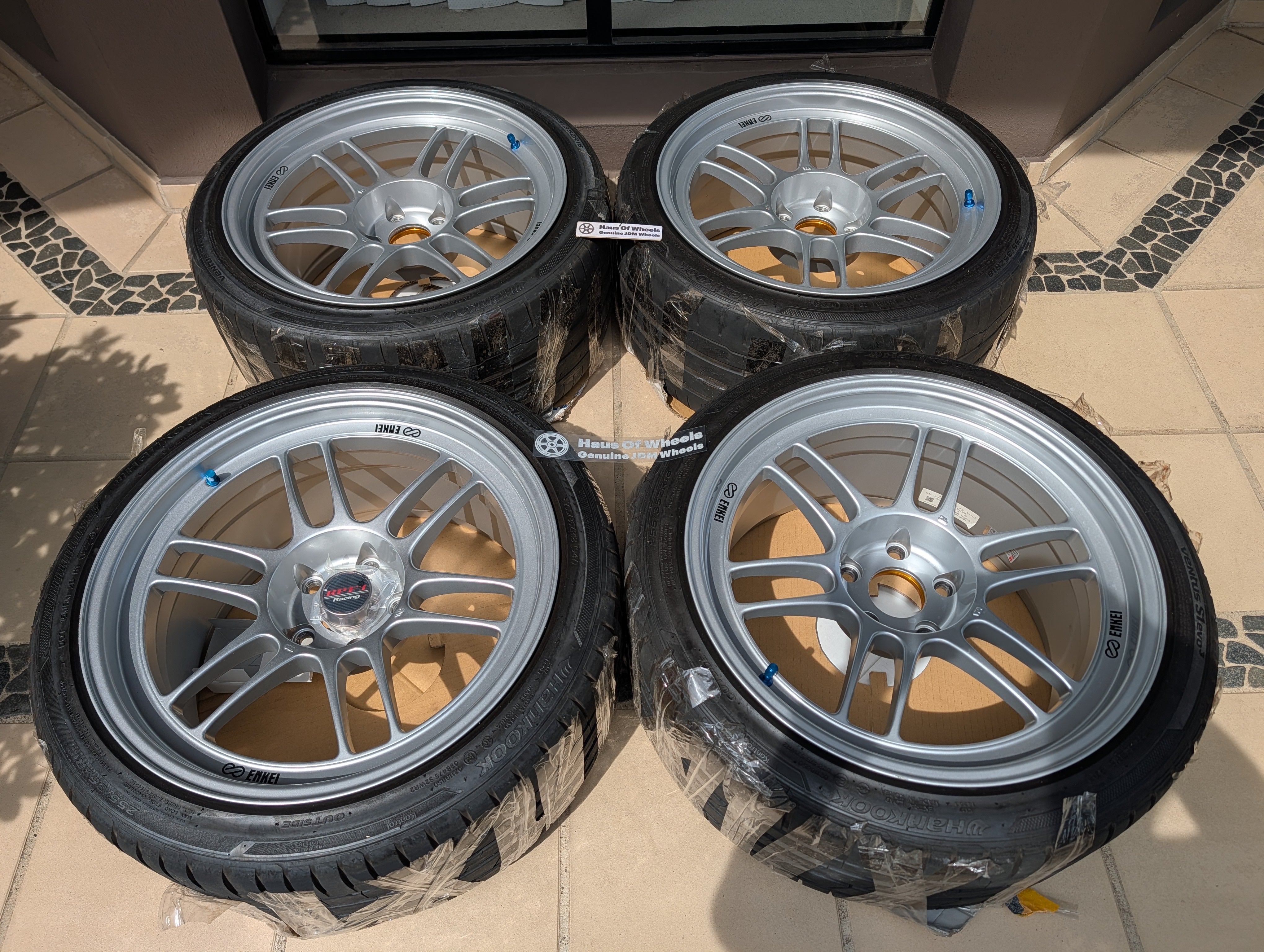 *Lightweight* Enkei RPF1 (Silver) with Genuine Enkei Stickers and Hankook Tyres - 5x114.3 - 18x9.5 +15 (255/35/18)