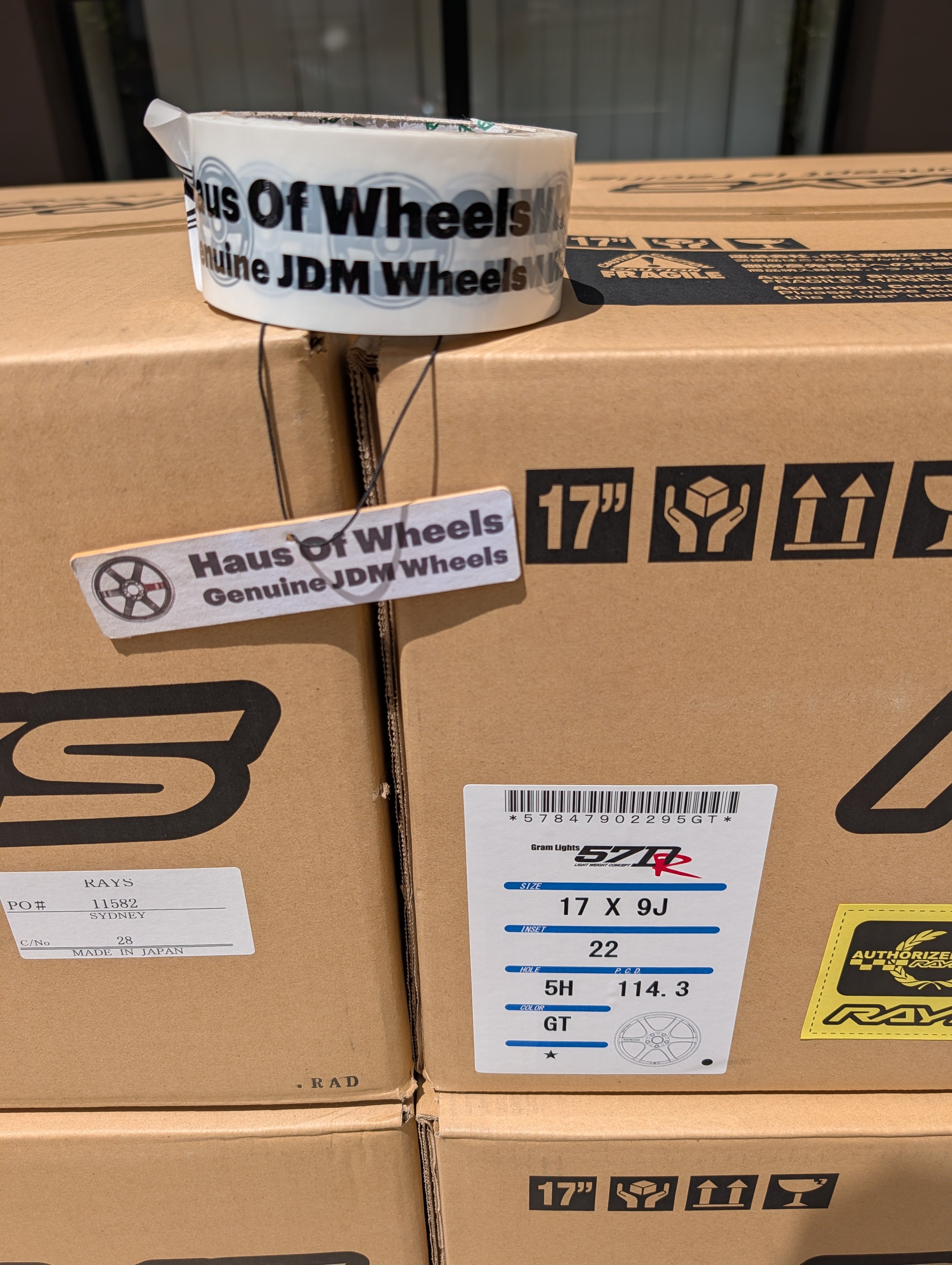 *Limited Edition* + *Brand New* Rays Gram Lights 57 DR (Grace Silver) - PCD 5x114.3 - 17x9 +22