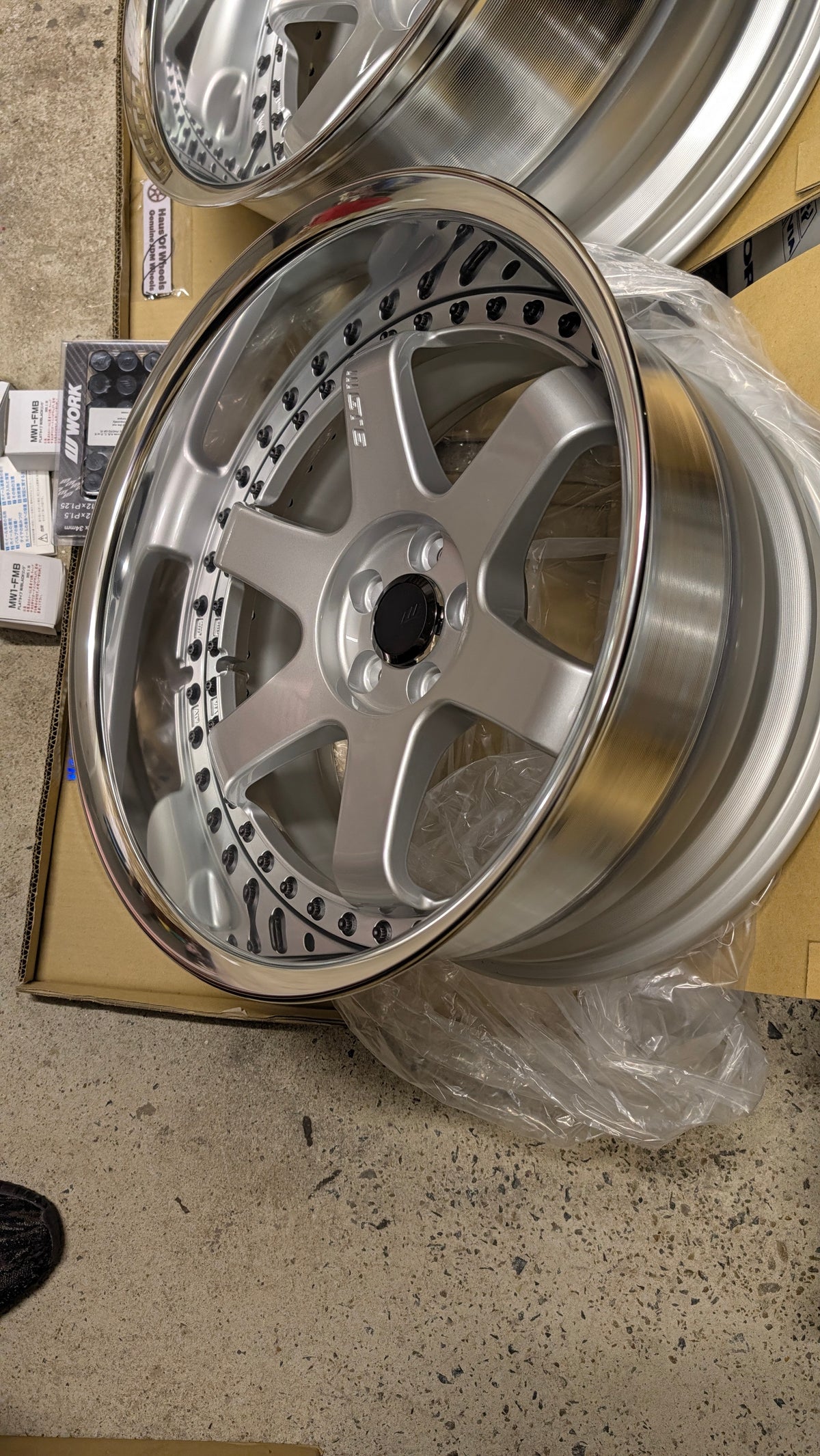 Work Emotion GT6 3P Silver | 5x100 | F: 18x9.5 -13 / R: 18x10.5 -25 | New | Widebody | 3 Piece – product photo 9