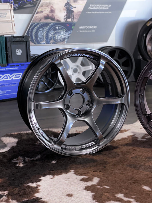ADVAN Racing RG-4 Racing Hyper Black wheel