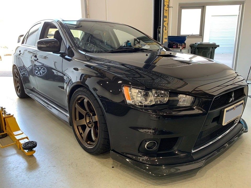 Mitsubishi Lancer Evolution X on aftermarket JDM wheels