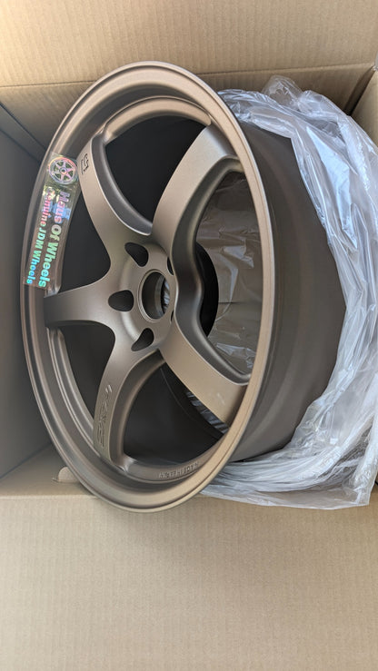 RAYS Gram Lights 57CR Bronze side profile and concavity
