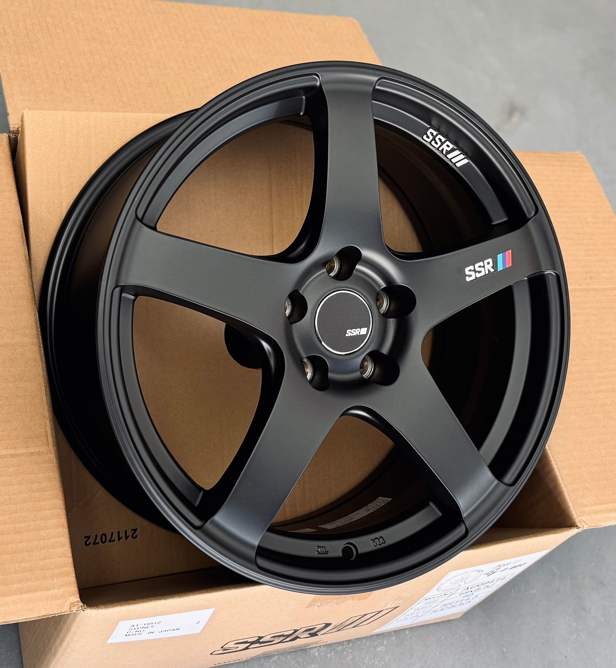 SSR GTV01 Flat Black 18x8.5 +44 5x100