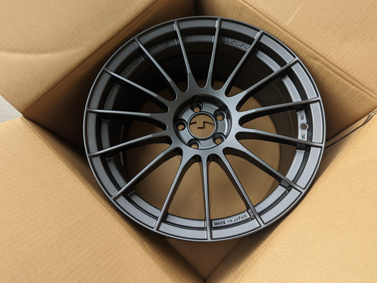 
Enkei RS05RR Dark Gunmetal Gray | 18x9 +40 | New