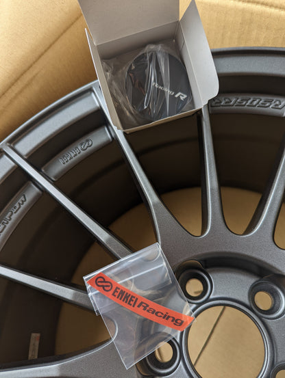 Enkei RS05RR Dark Gunmetal Gray | 18x9 +40 | New