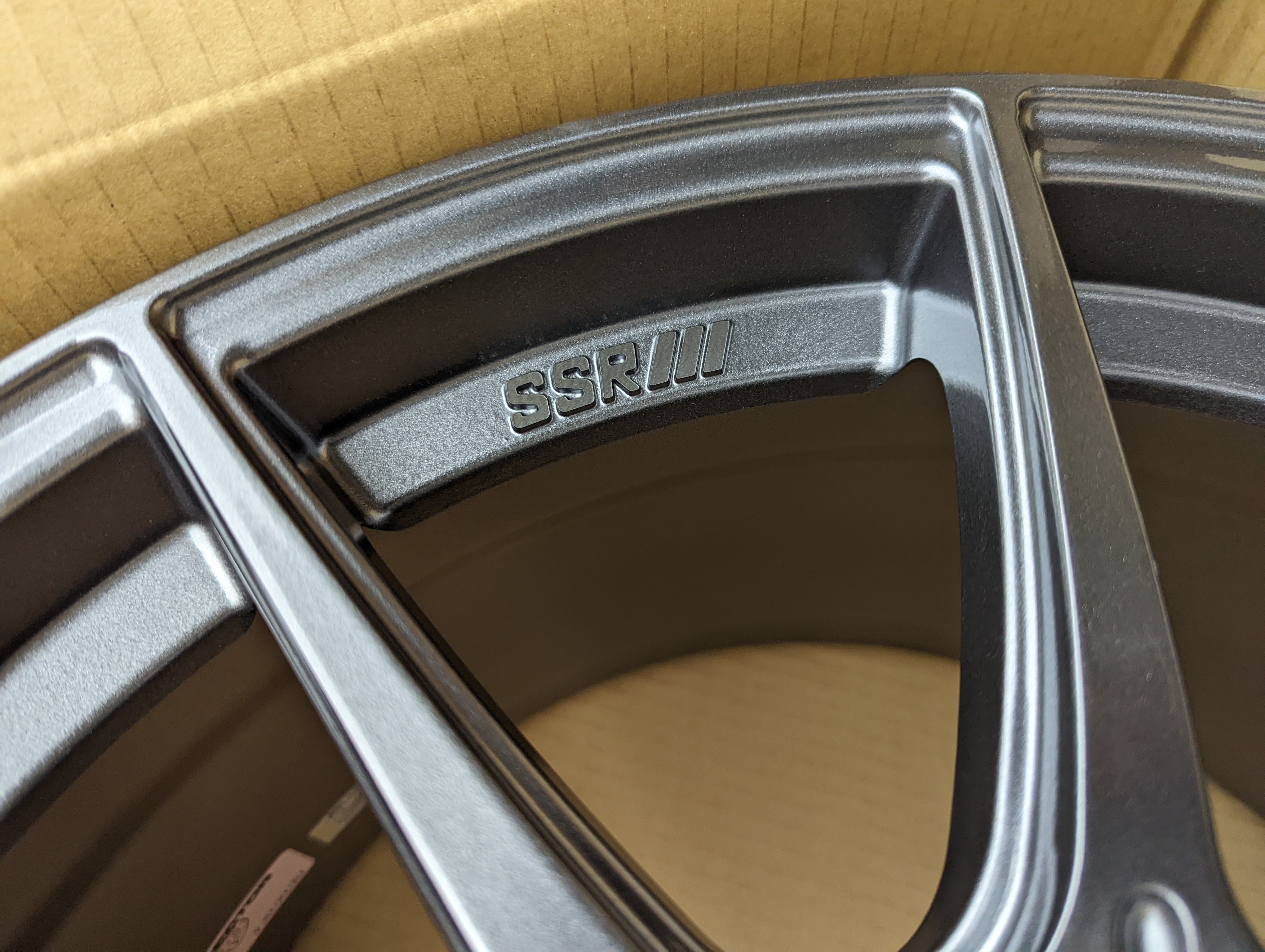 SSR GTX01 (Dark Silver) - 5x100 - 18x9.5 +40