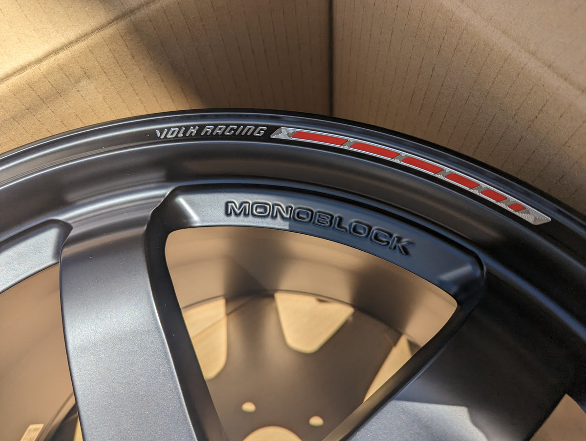 Rays Volk Racing TE37 Black Edition III | 5x114.3 | 18x10.5 +14 | New | Discontinued
