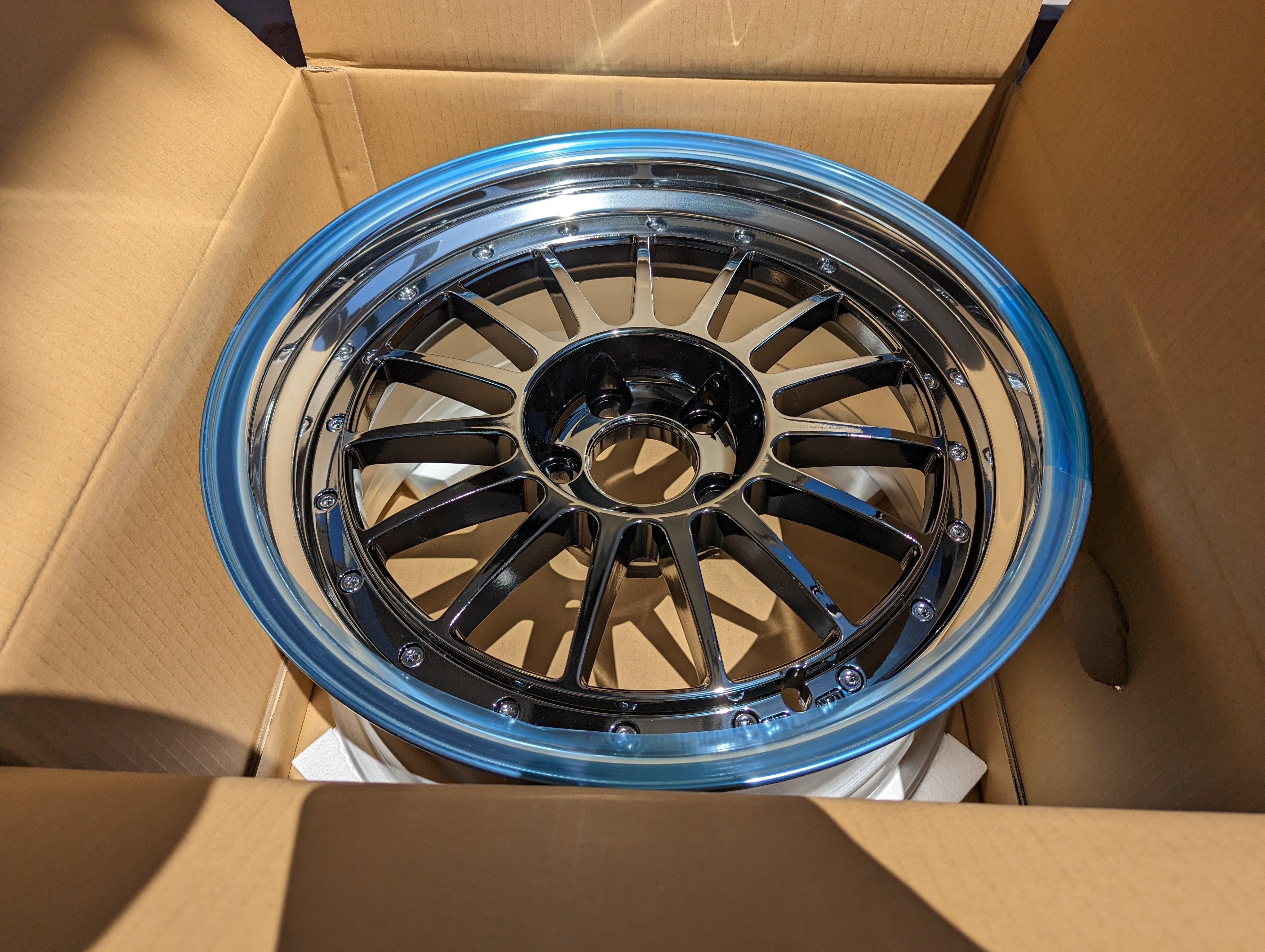 SSR TF1 (SBC) - 3 Piece Wheels - F: 18x9 +16 (Deep Dish) - R: 18x10 +24 (Deep DIsh)