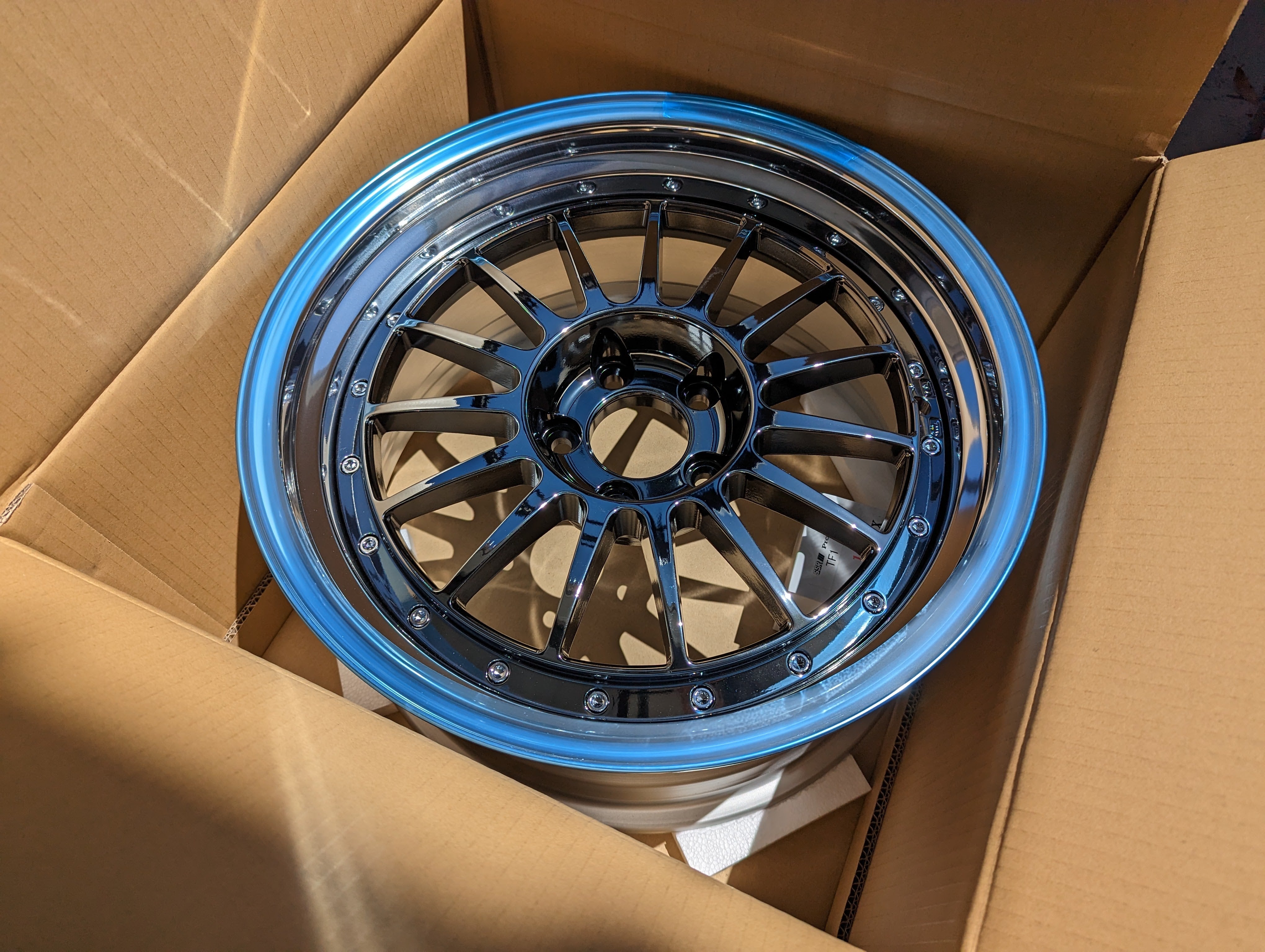 SSR TF1 (SBC) - 3 Piece Wheels - F: 18x9 +16 (Deep Dish) - R: 18x10 +24 (Deep DIsh)