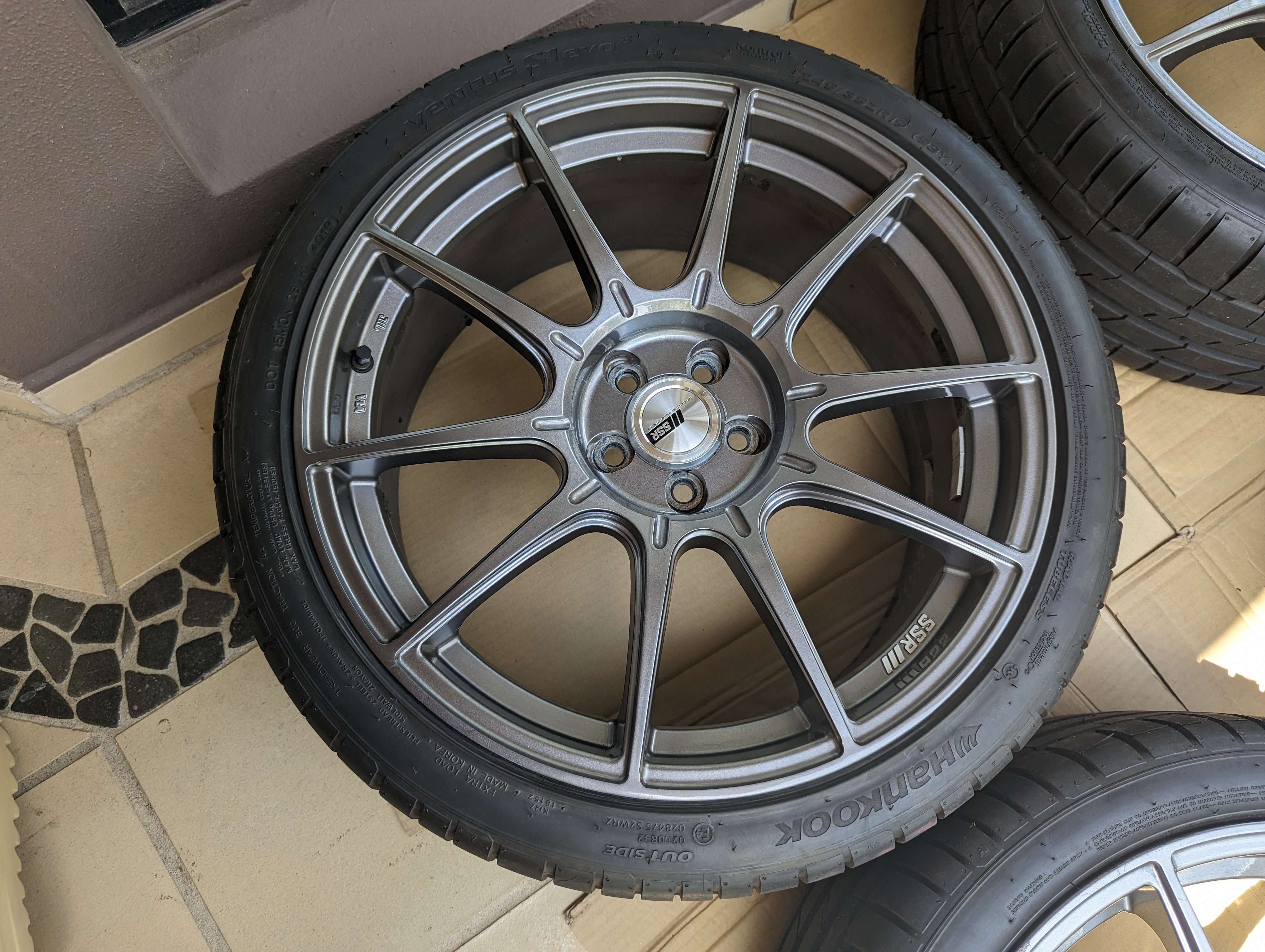 SSR GTX01 (Dark Silver) with Near New Hankook Tyres