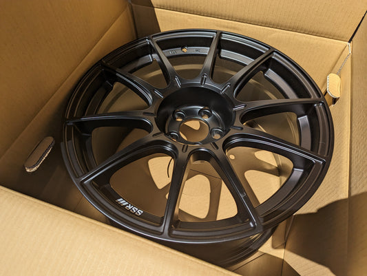 SSR GTX01 Flat Black | 5x100 | 18x9.5 +40 | New
