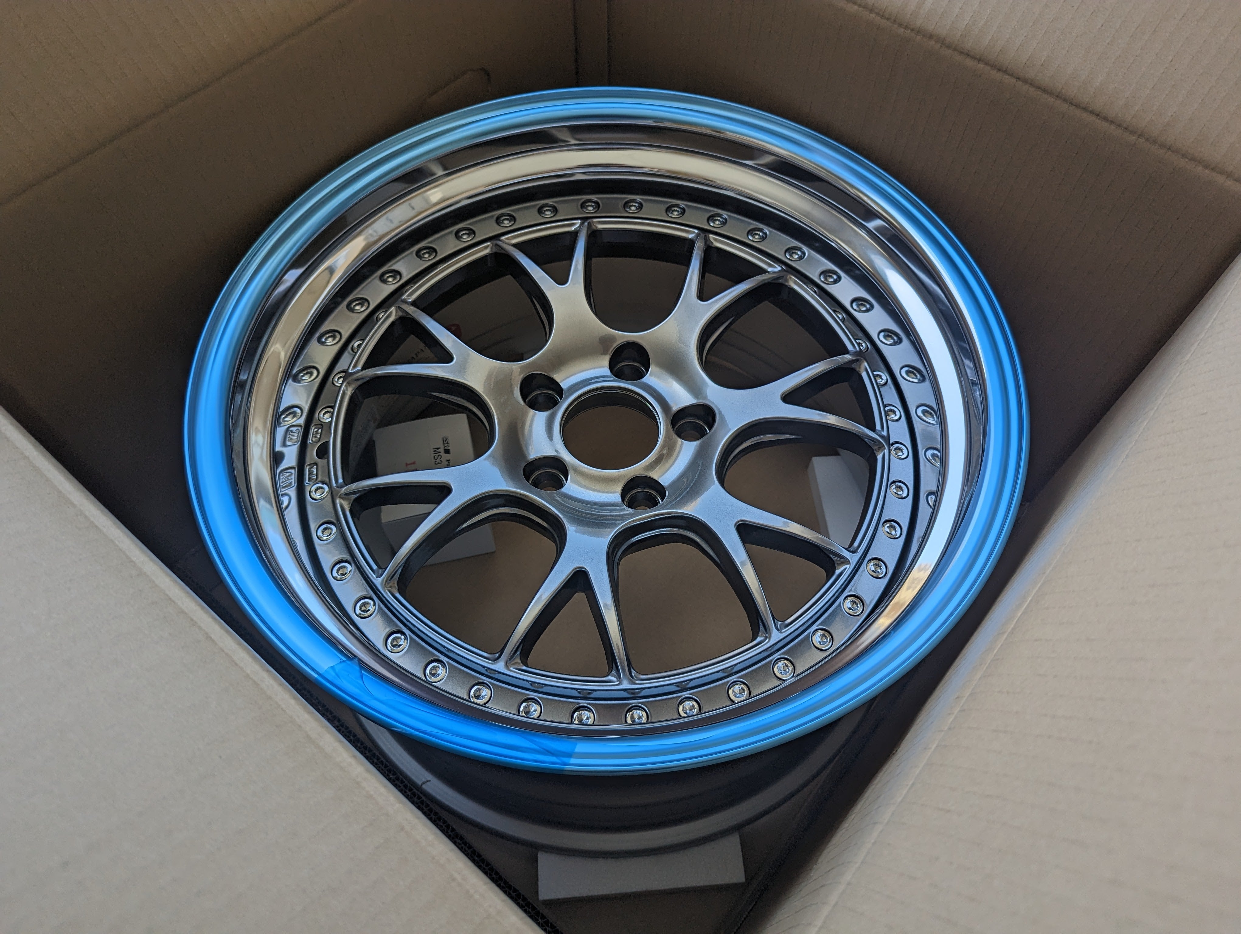 Minerva Rims SSR MS3 (Titan Silver) - 3 Piece Wheels - 5x114.3 - F: 9 +19 - R: 18x1 ...