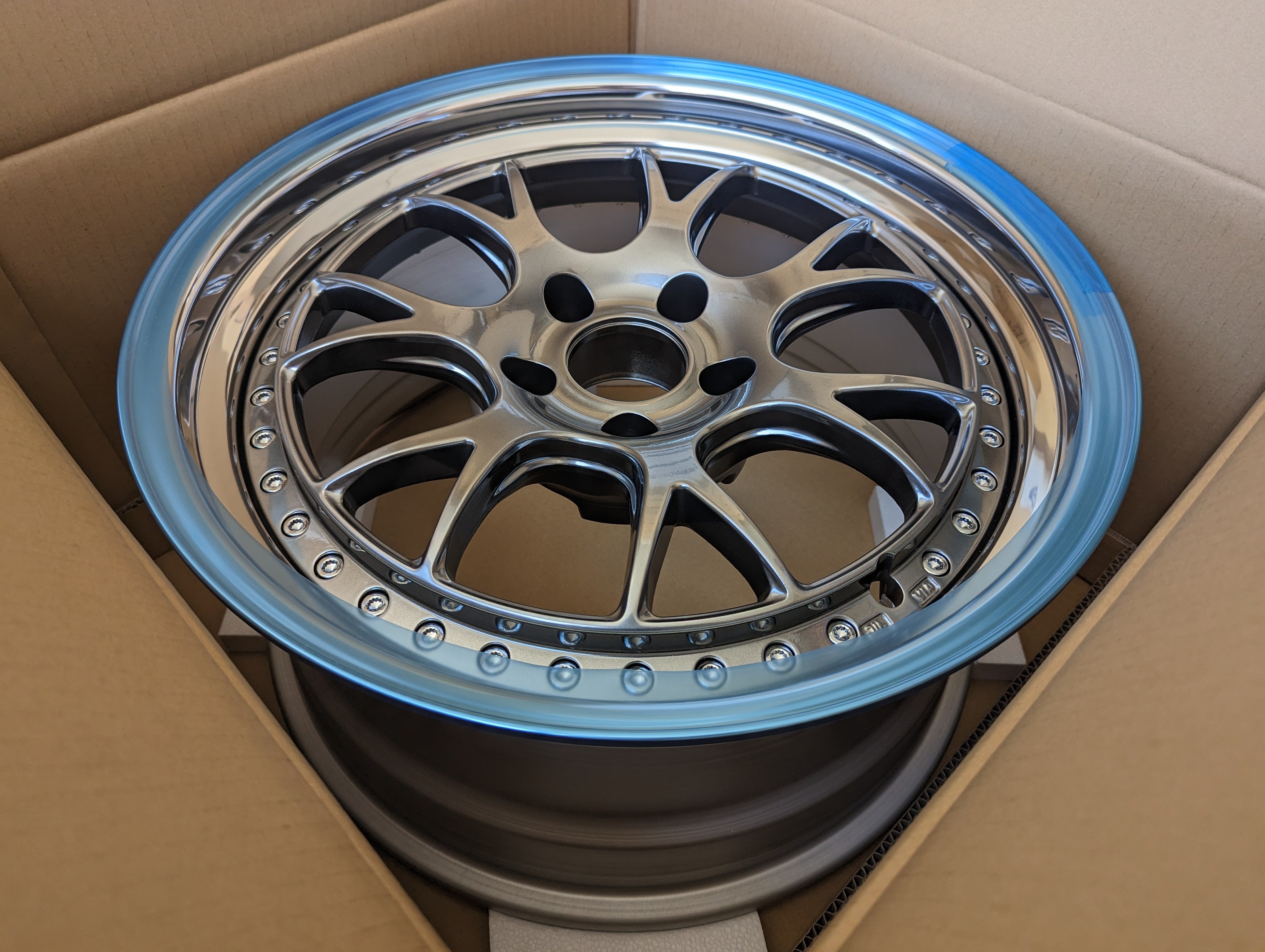 Minerva Rims SSR MS3 (Titan Silver) - 3 Piece Wheels - 5x114.3 - F: 9 +19 - R: 18x1 ...