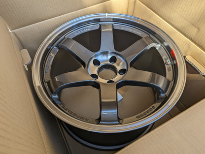 Rays Volk Racing TE37SL Pressed Graphite | 5x114.3 | 18x10.5 +15 | New | Discontinued